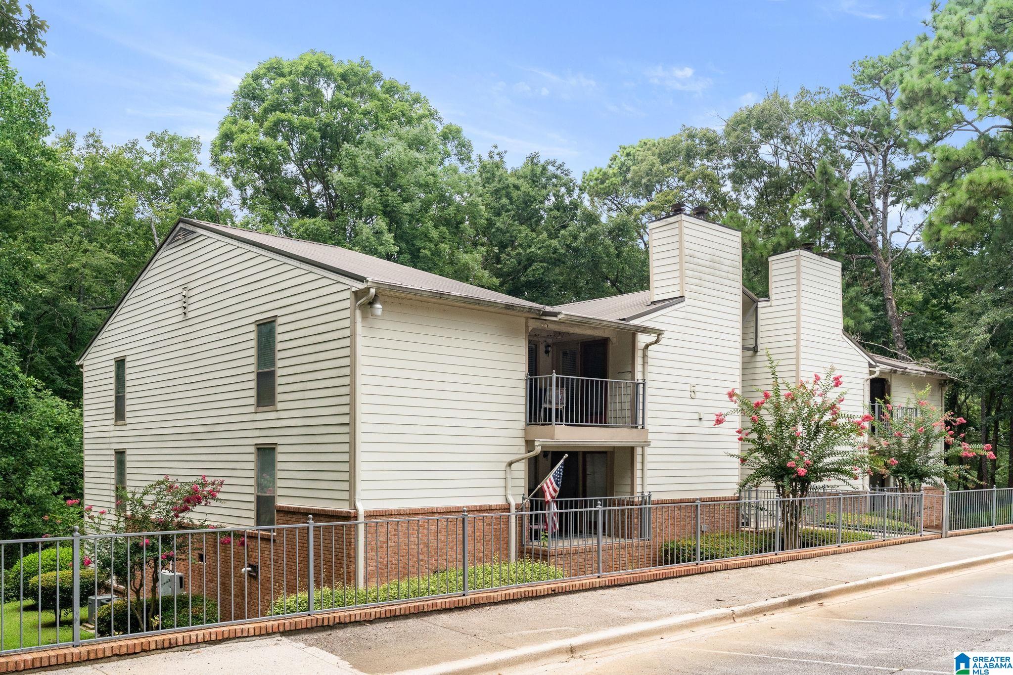 502 Gables Drive 502 — photo
