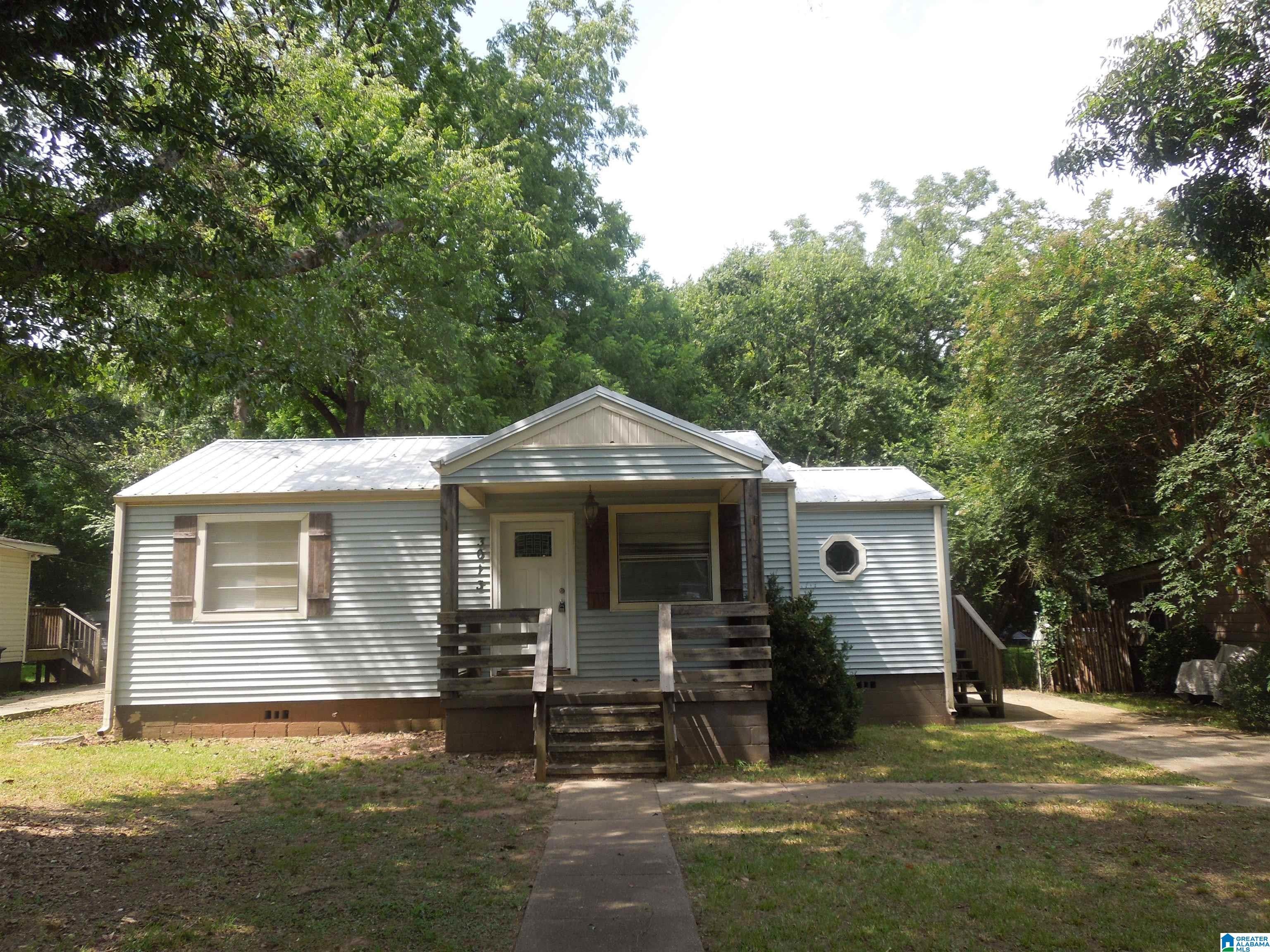 3013 Highland Drive — photo
