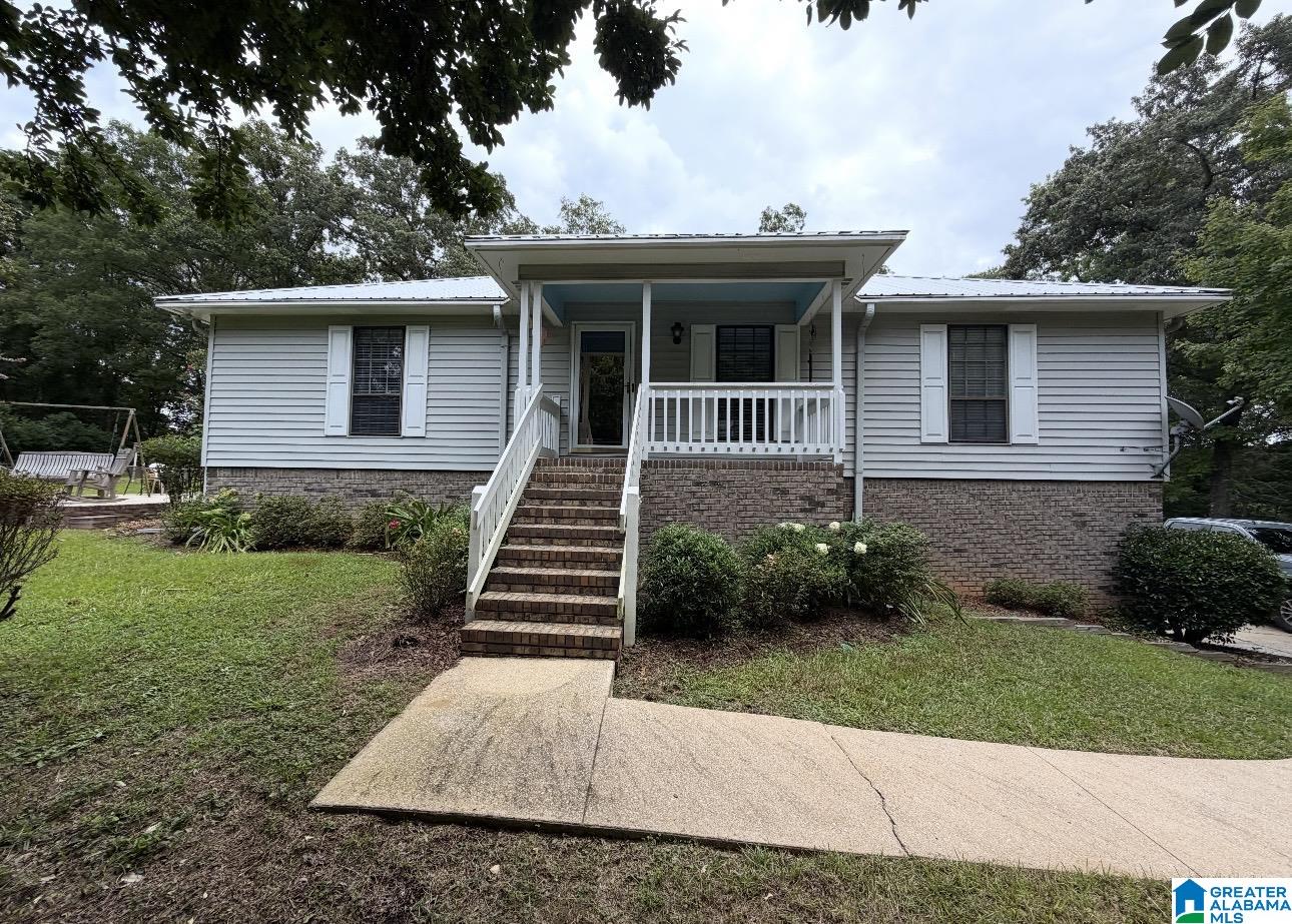 49 Apache Drive — photo
