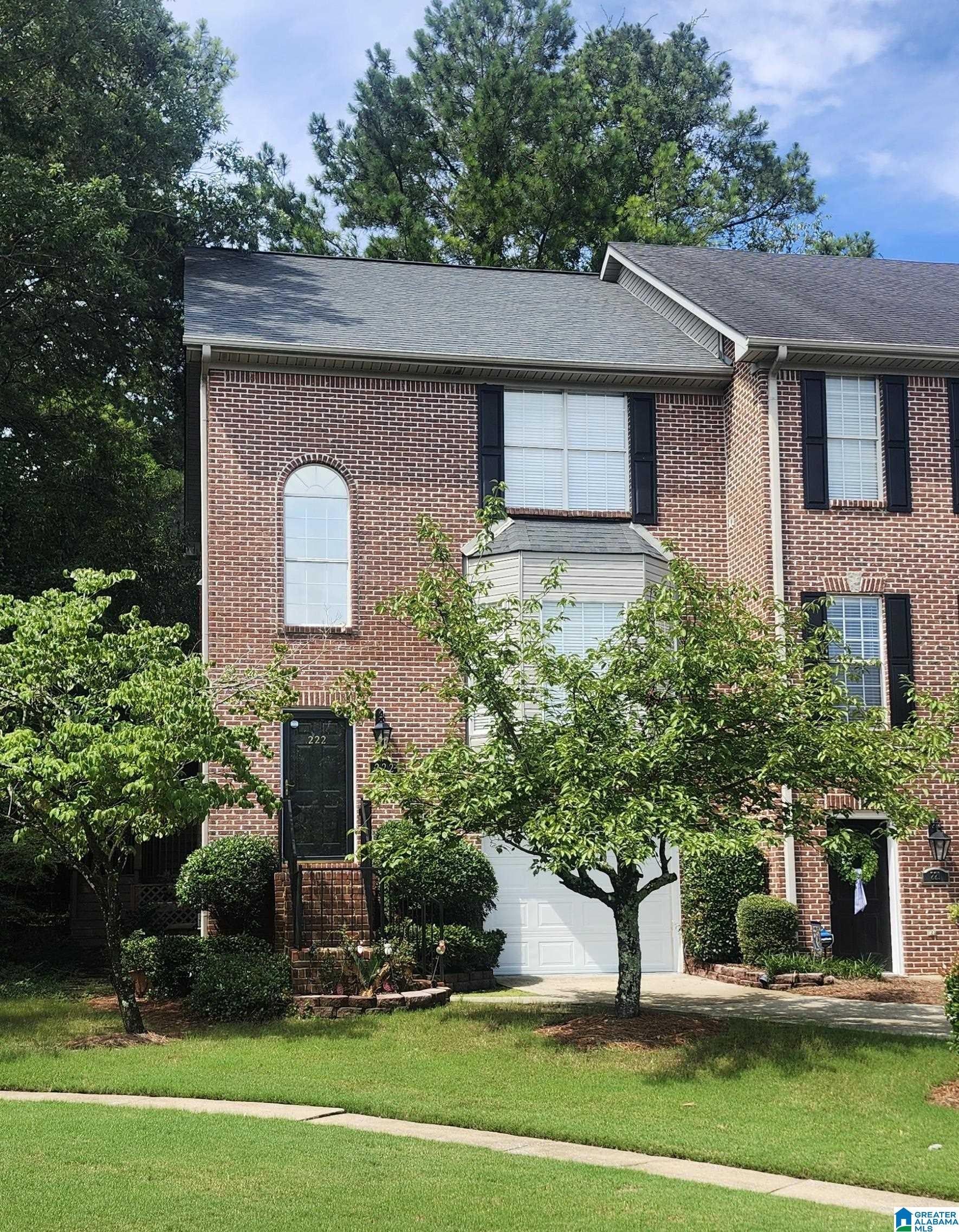 222 Meadow Croft Circle — photo