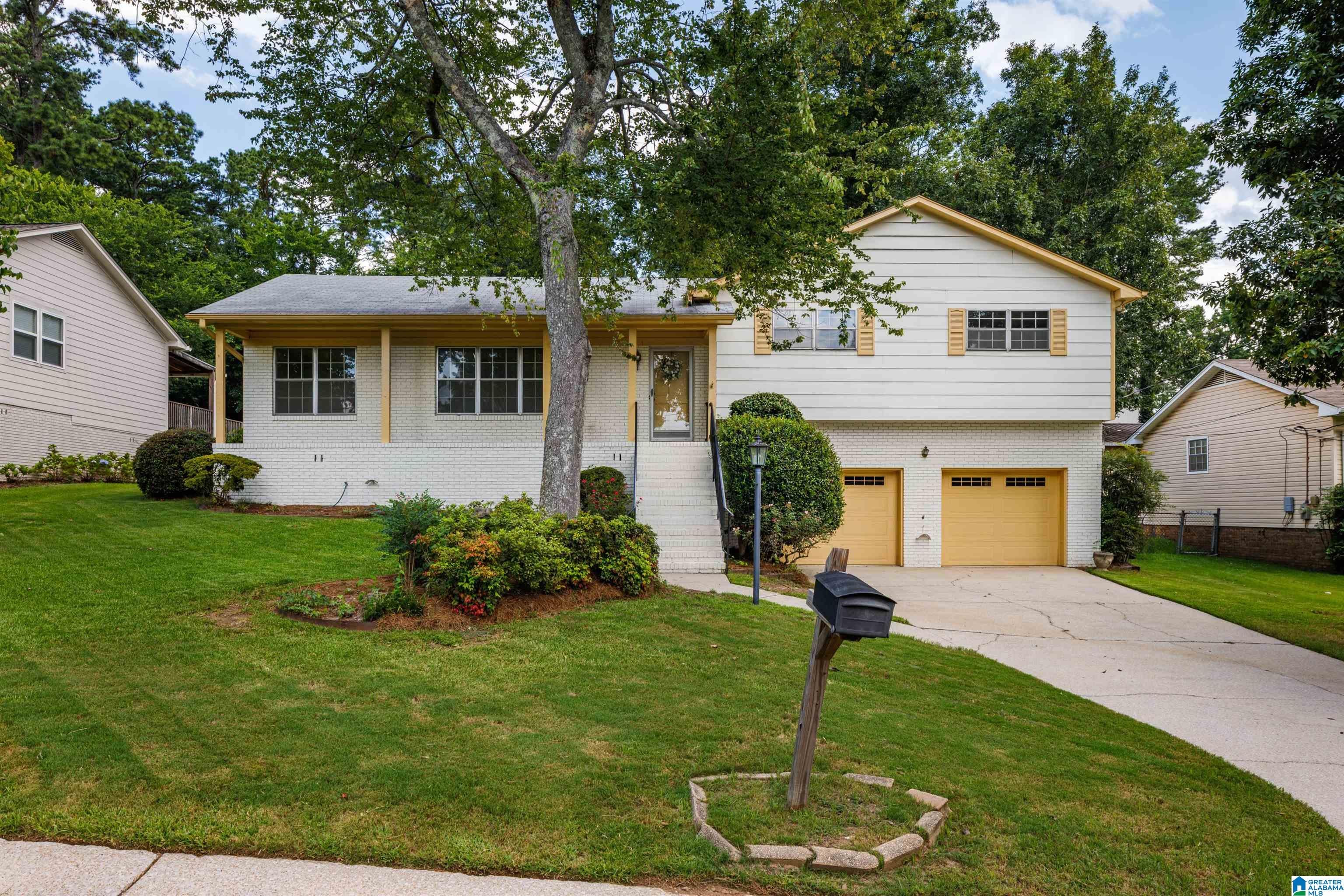 2308 Locke Lane — photo
