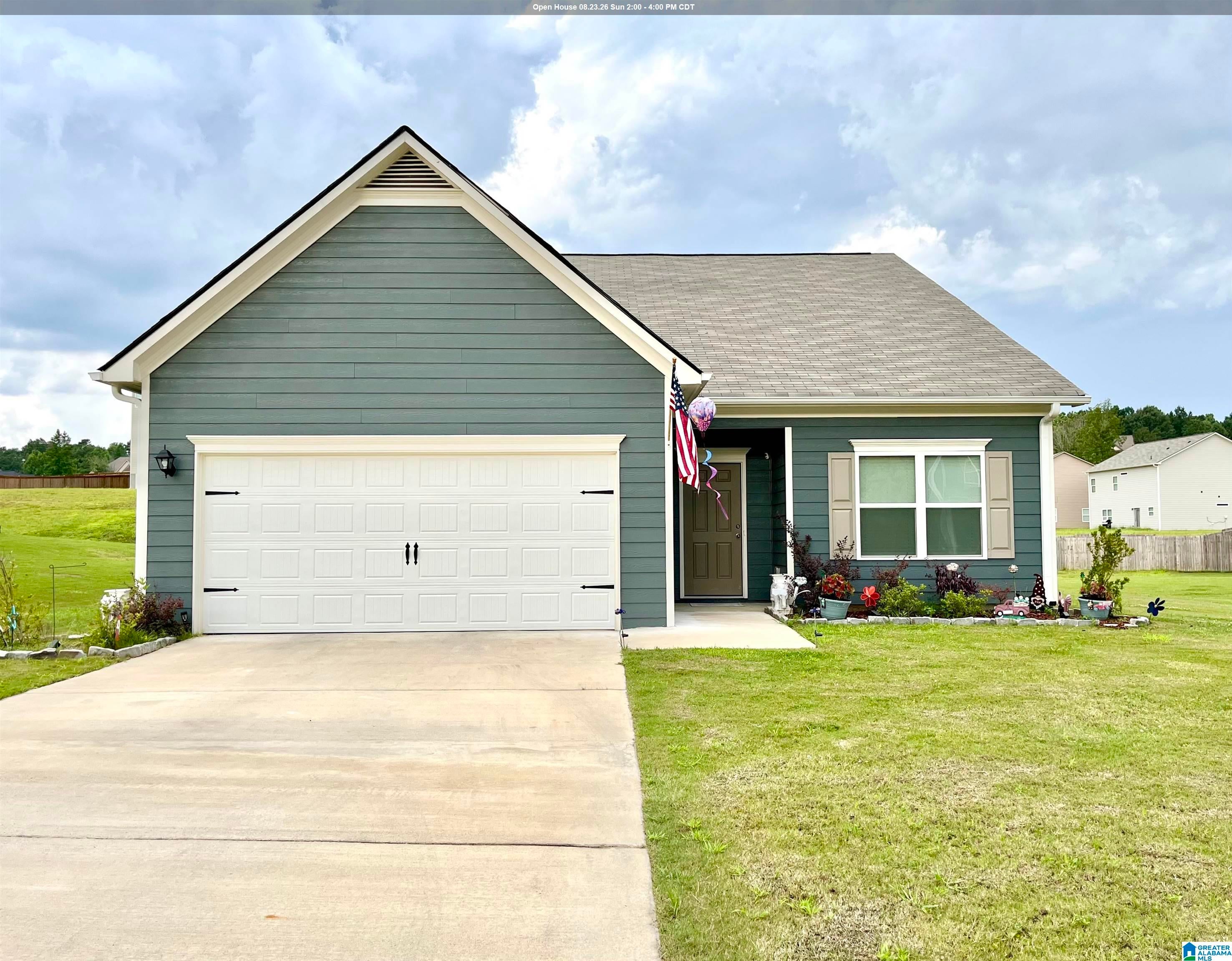 555 Ridge Circle — photo