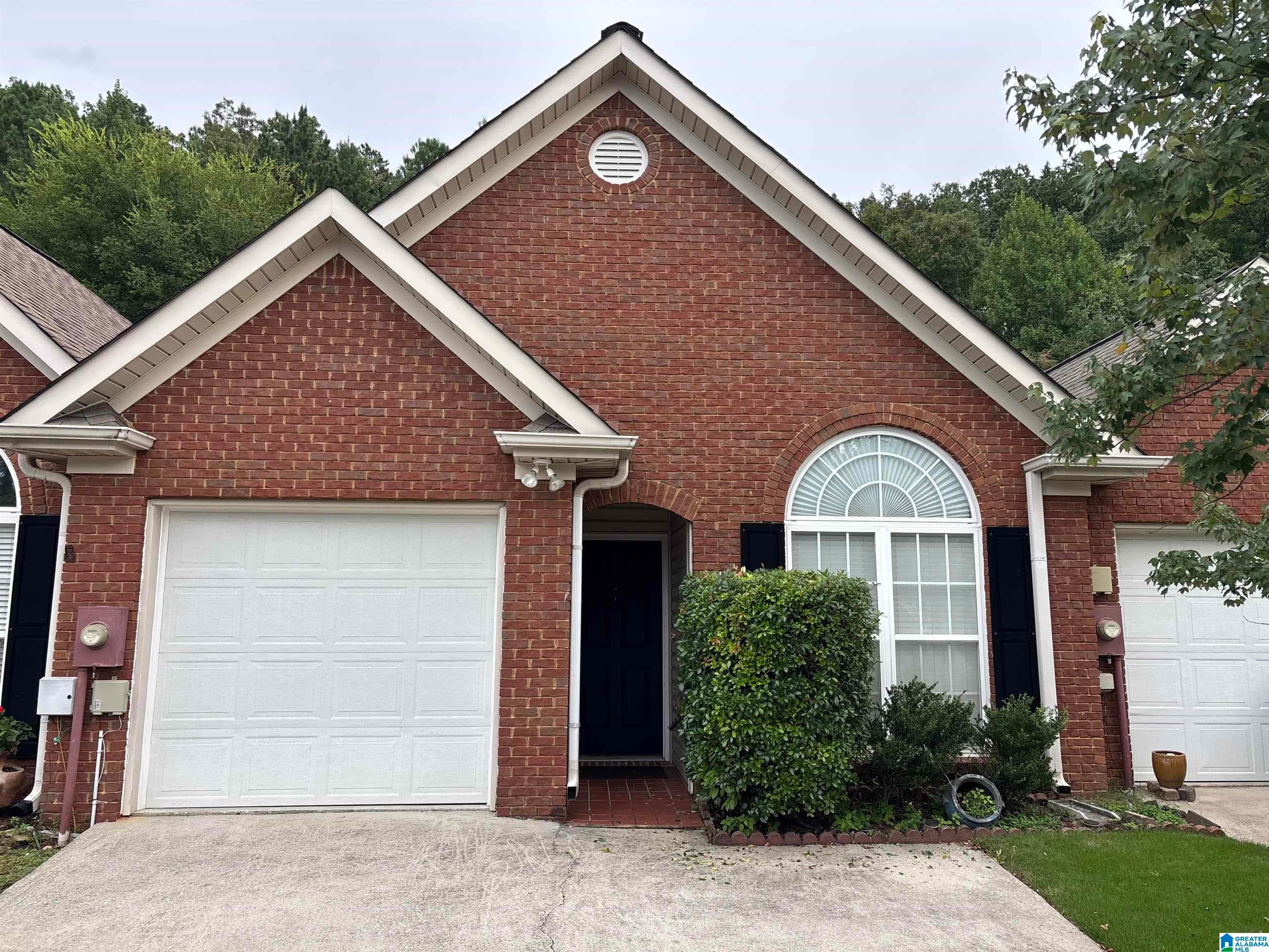 126 Hayesbury Court — photo