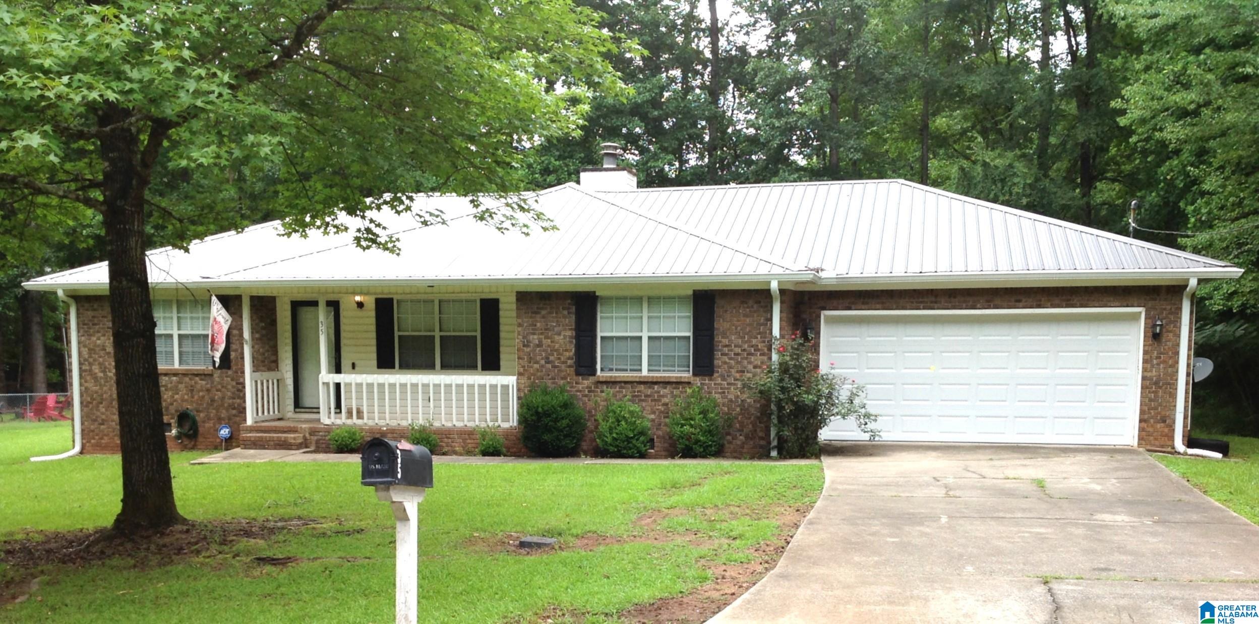 35 Woodland Drive — photo