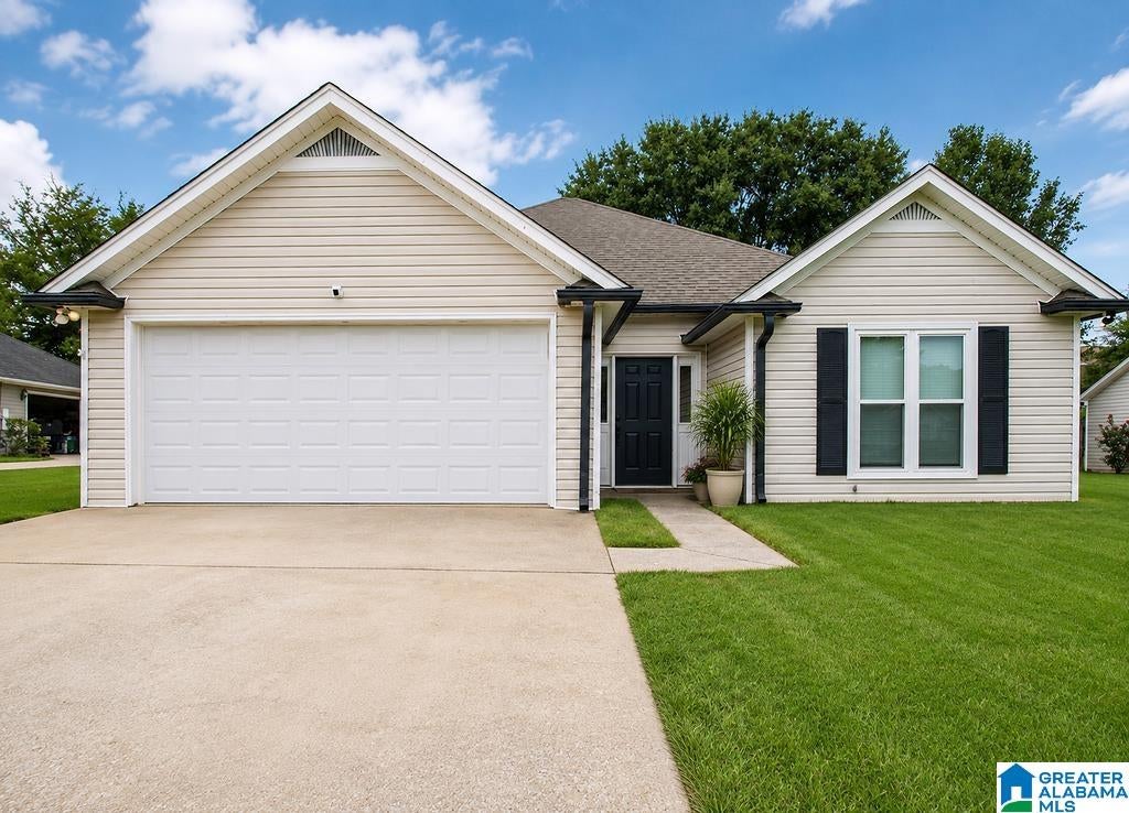 1718 Bradford Lane — photo