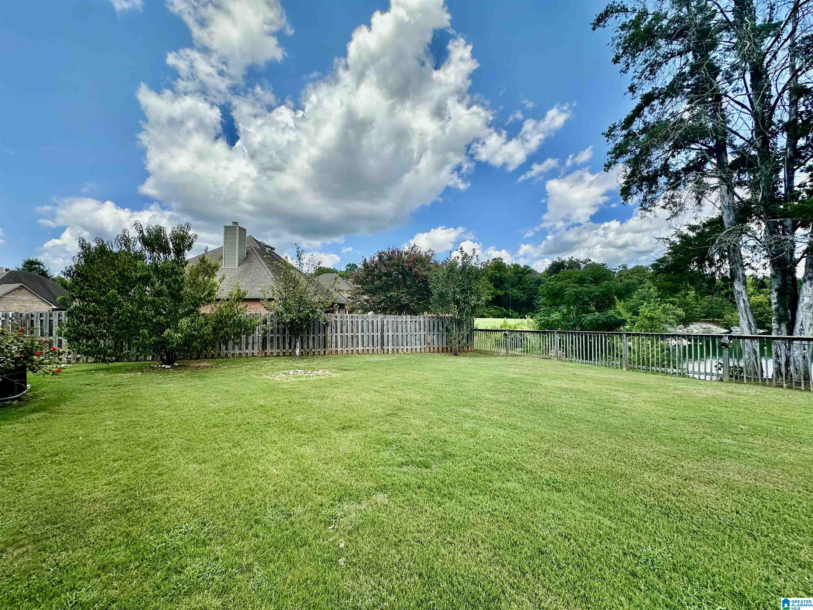 277 Creekside Lane — photo