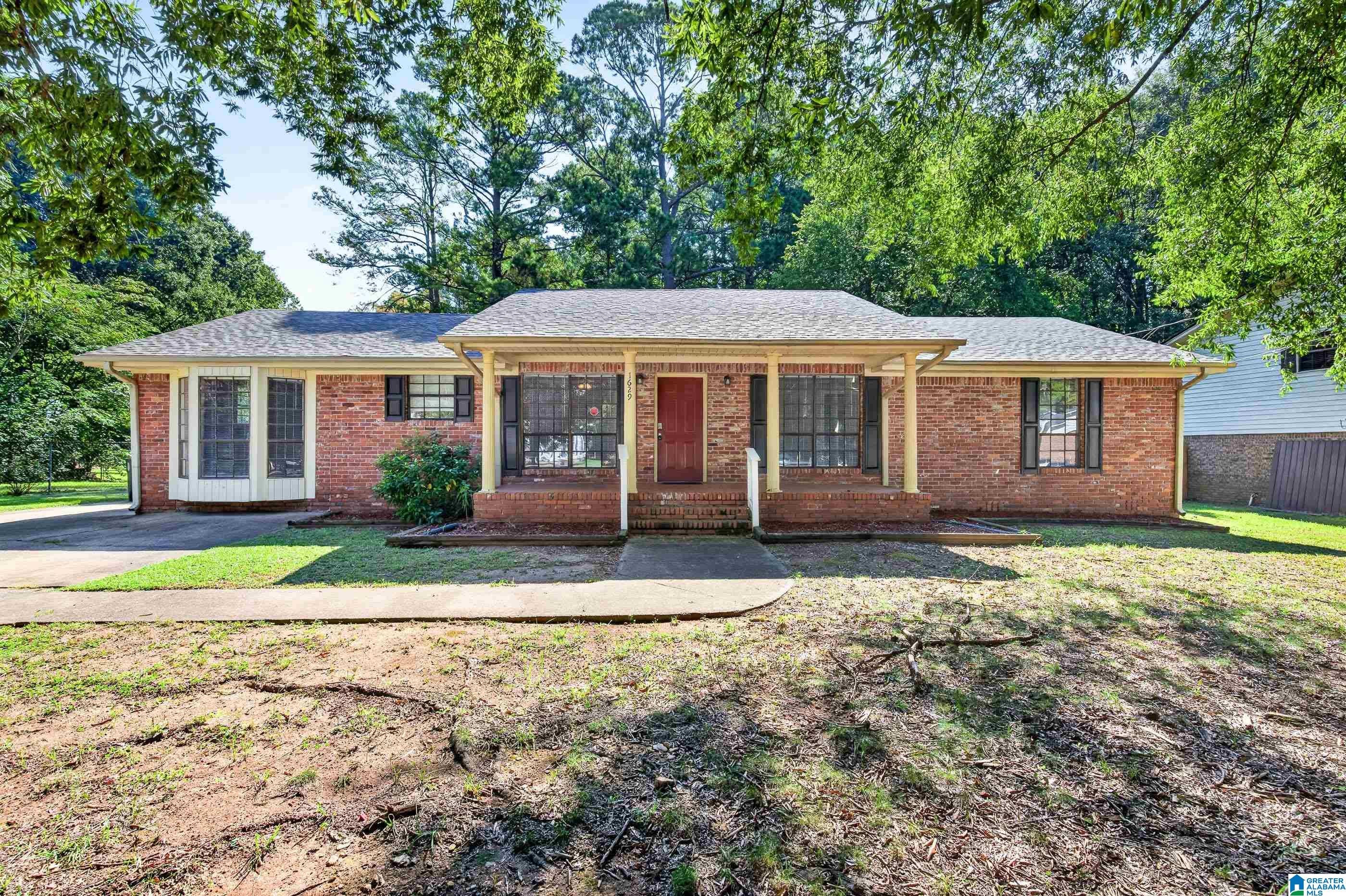 1629 English Knoll Lane — photo