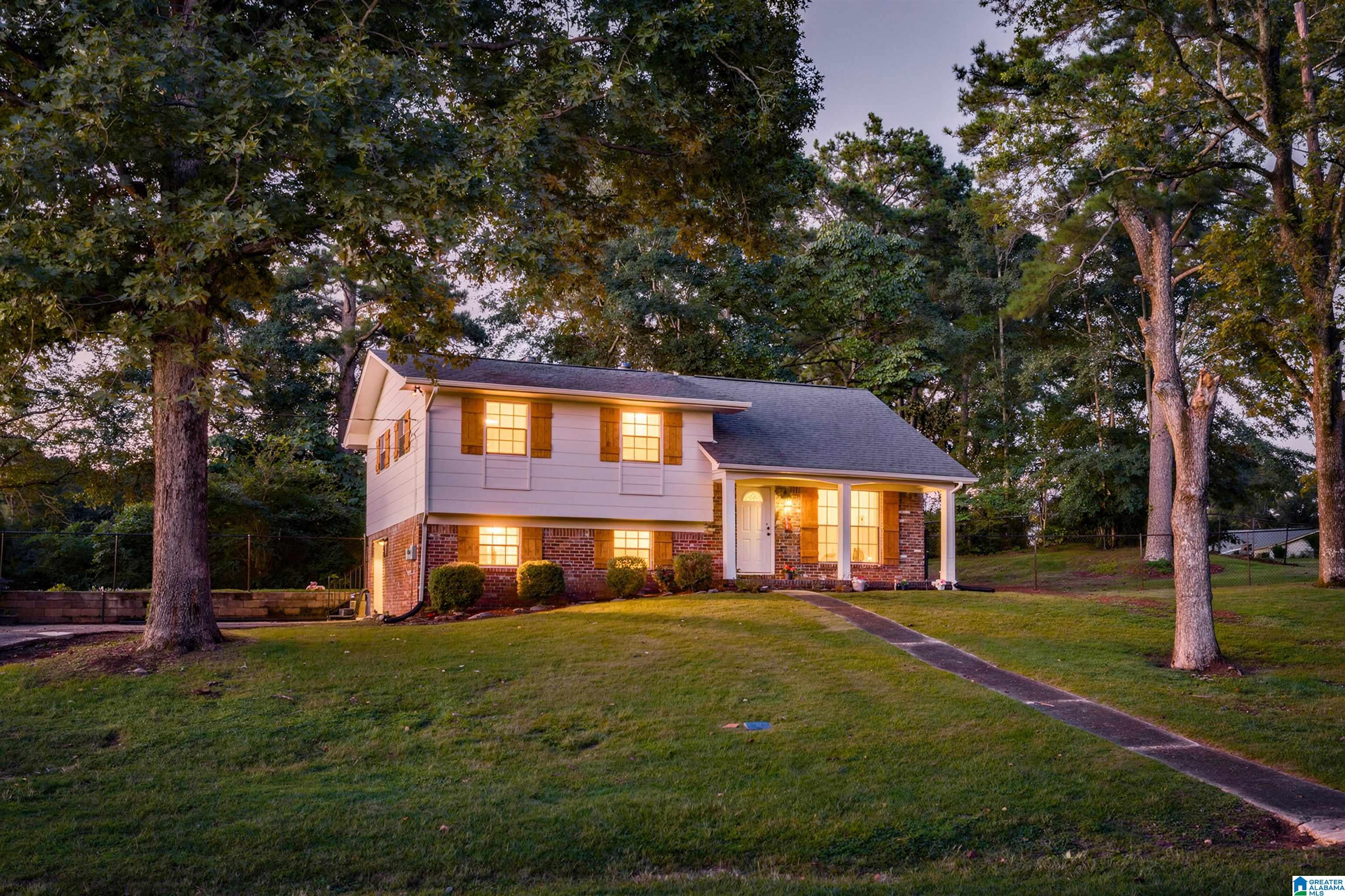 5601 Crestview Drive — photo