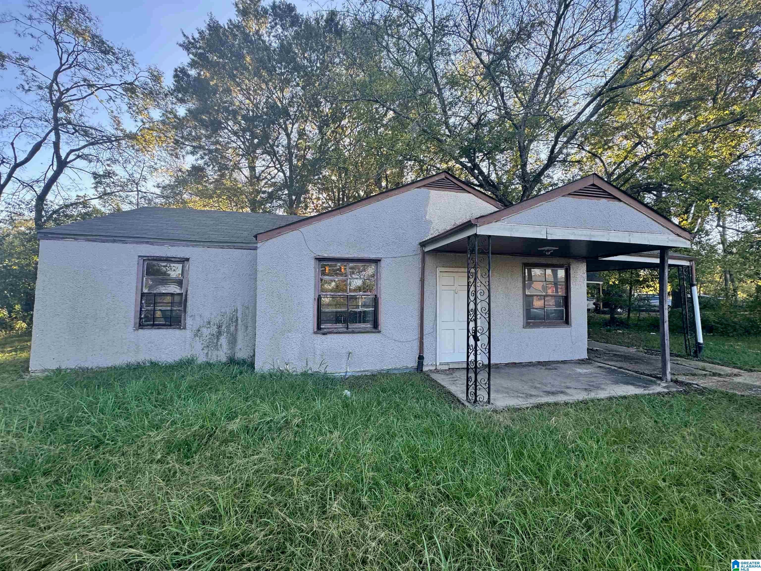 3906 S Court Street — photo