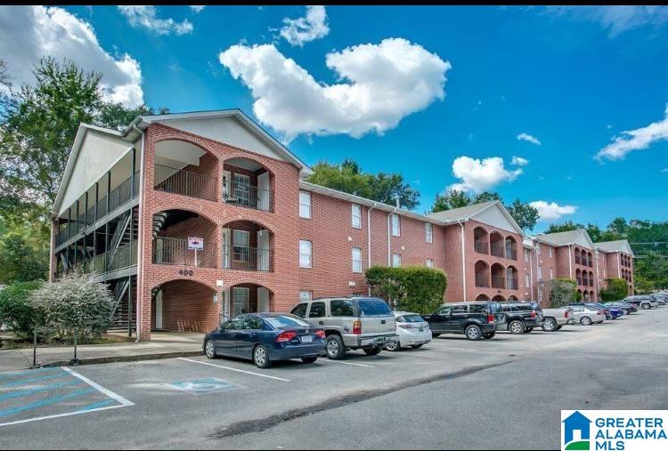 2514 Veterans Memorial Parkway — photo