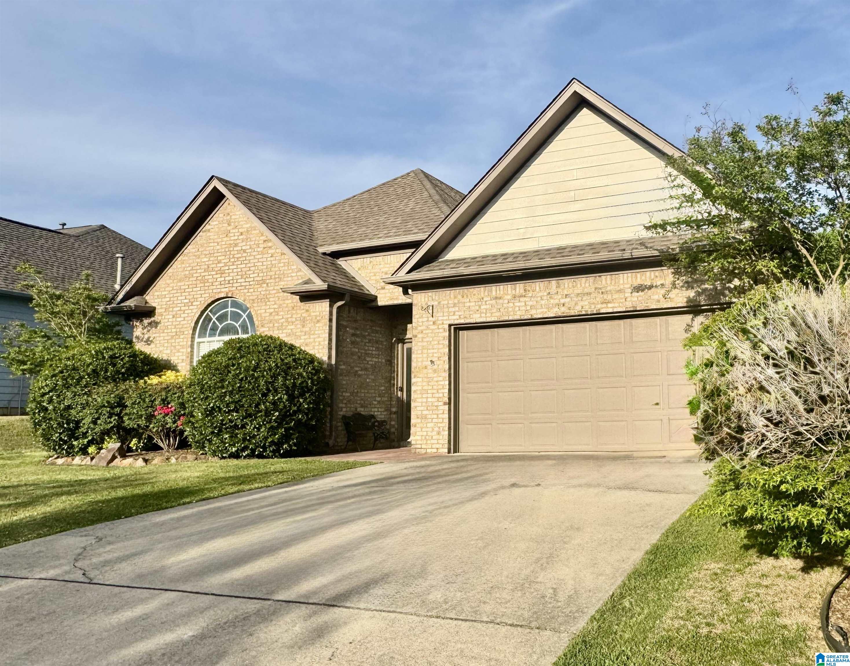 476 Waterford Drive — photo