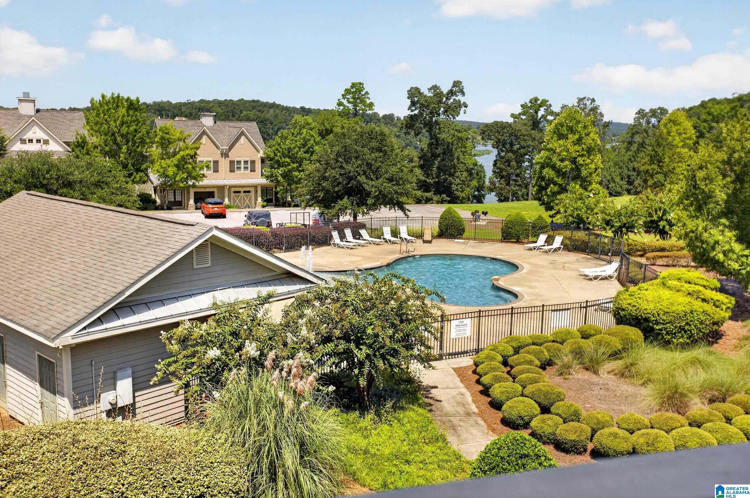 475 River Forest Lane 4310 — photo