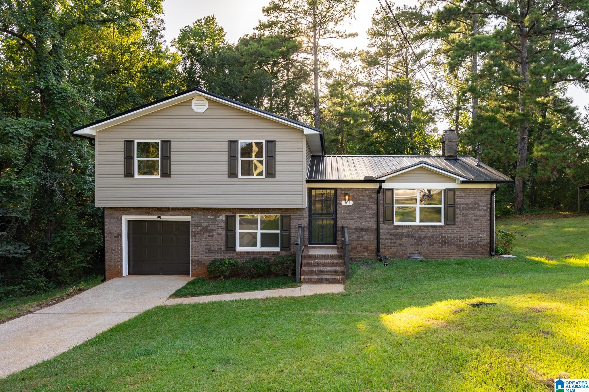 101 Hammonds Drive — photo