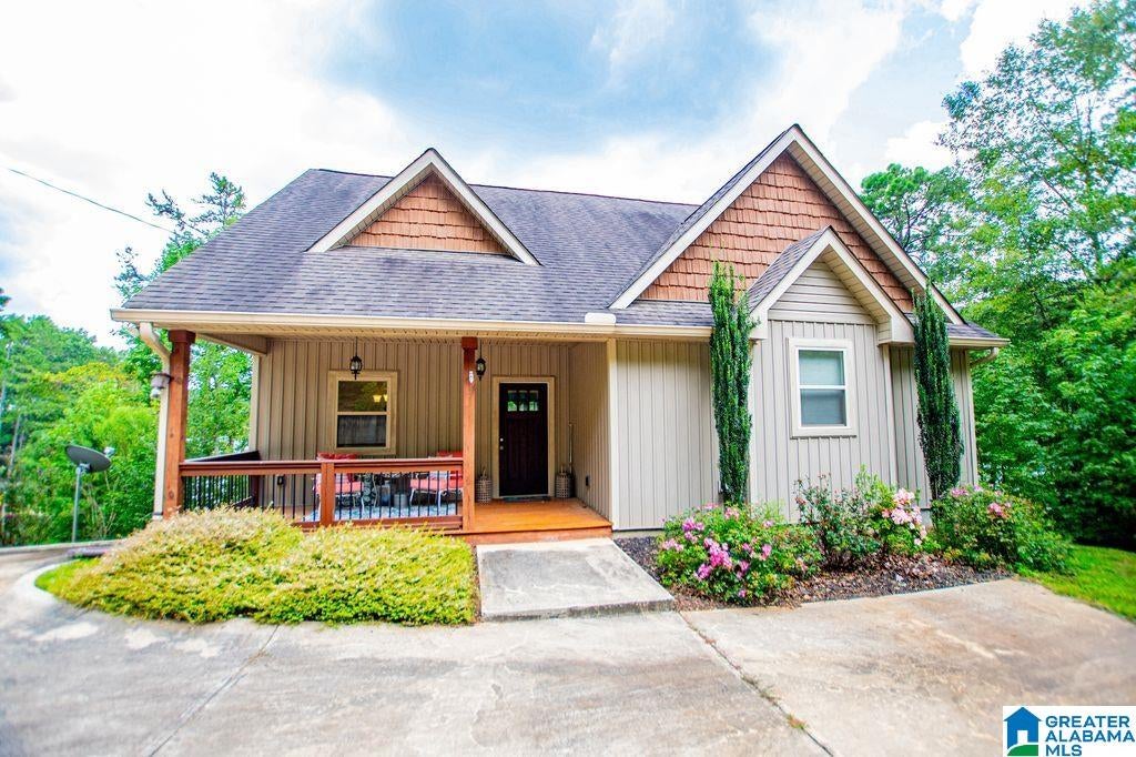 121 Lake Ridge Drive — photo