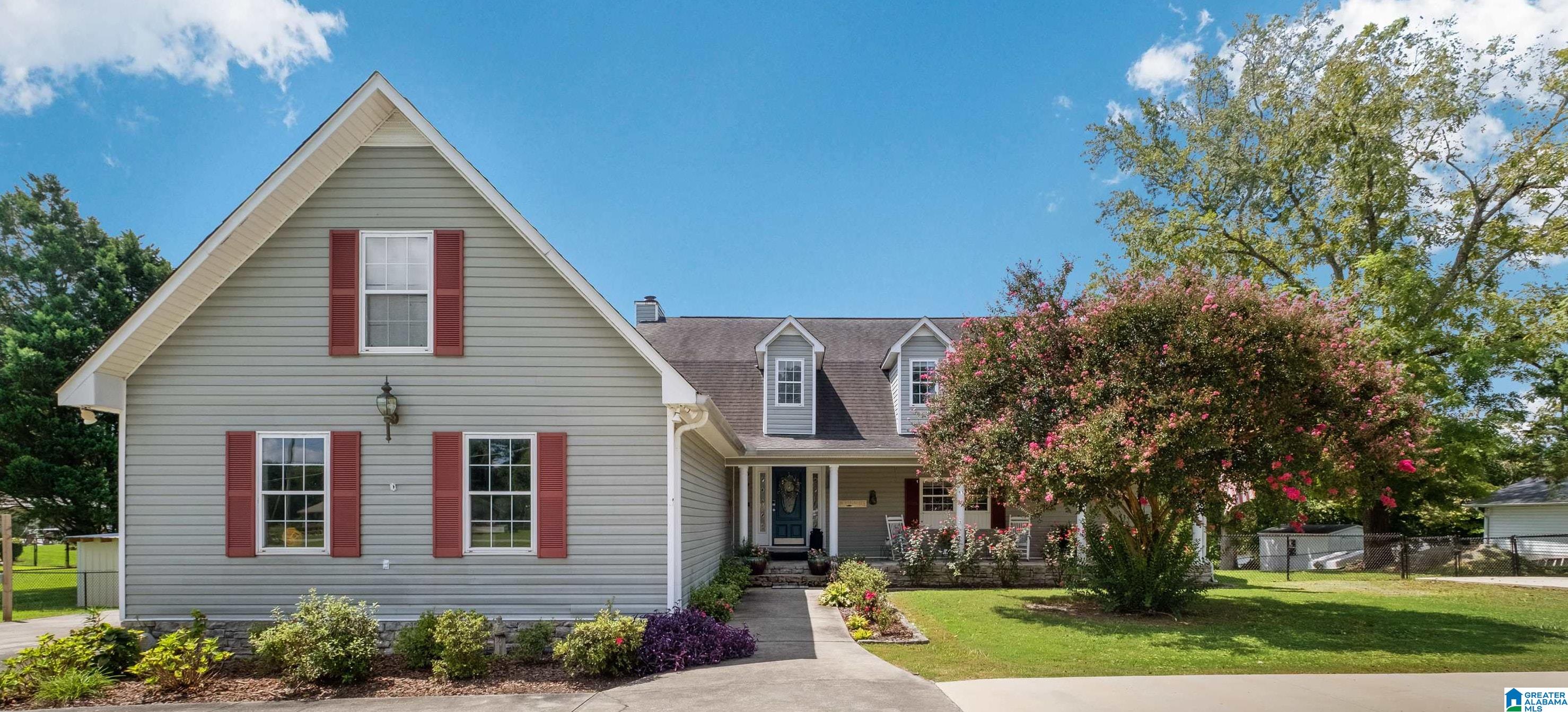 637 Riverside Drive, Gadsden, AL 35903