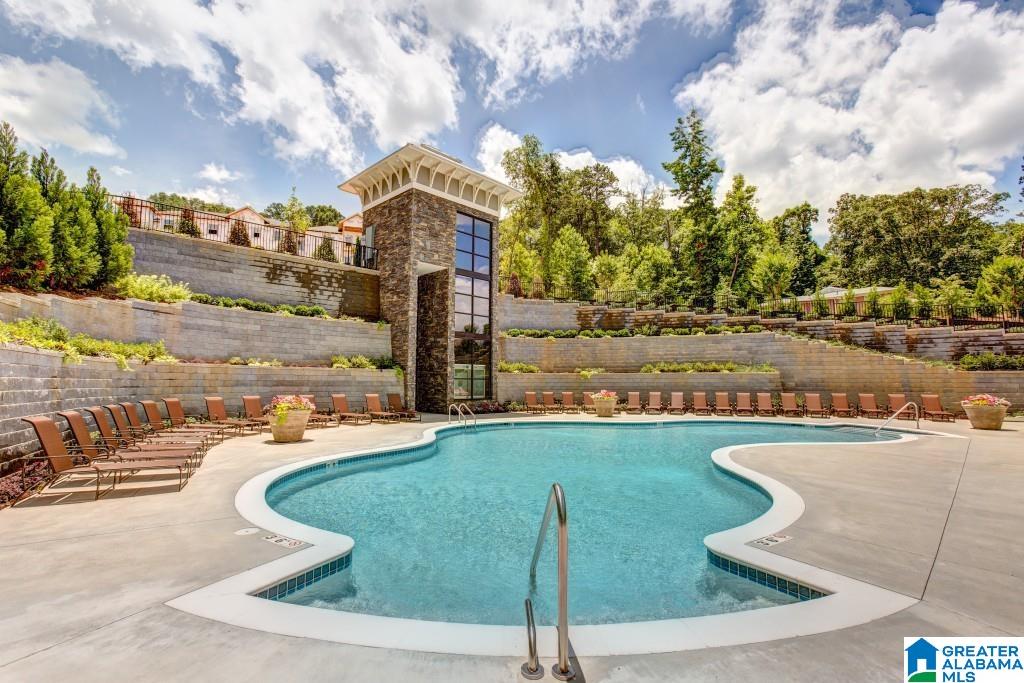 5050 Cahaba River Road — photo