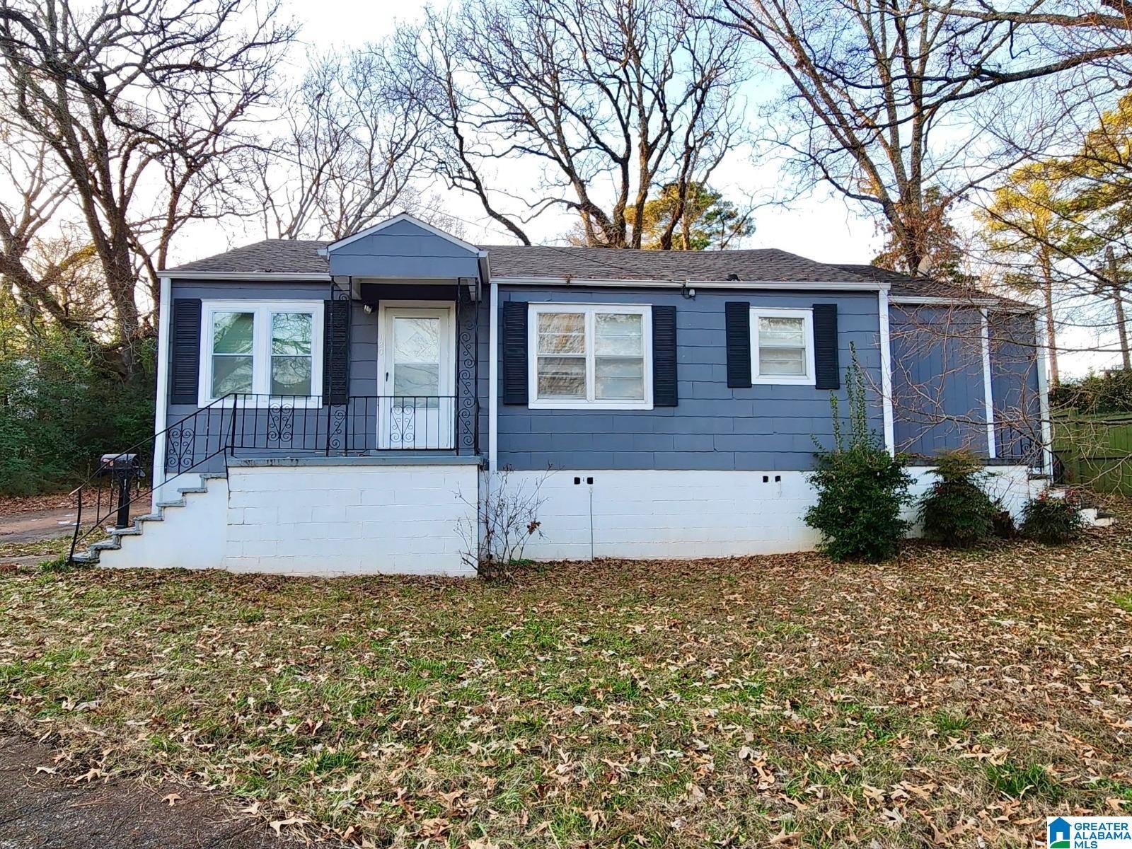 120 Roebuck Drive — photo