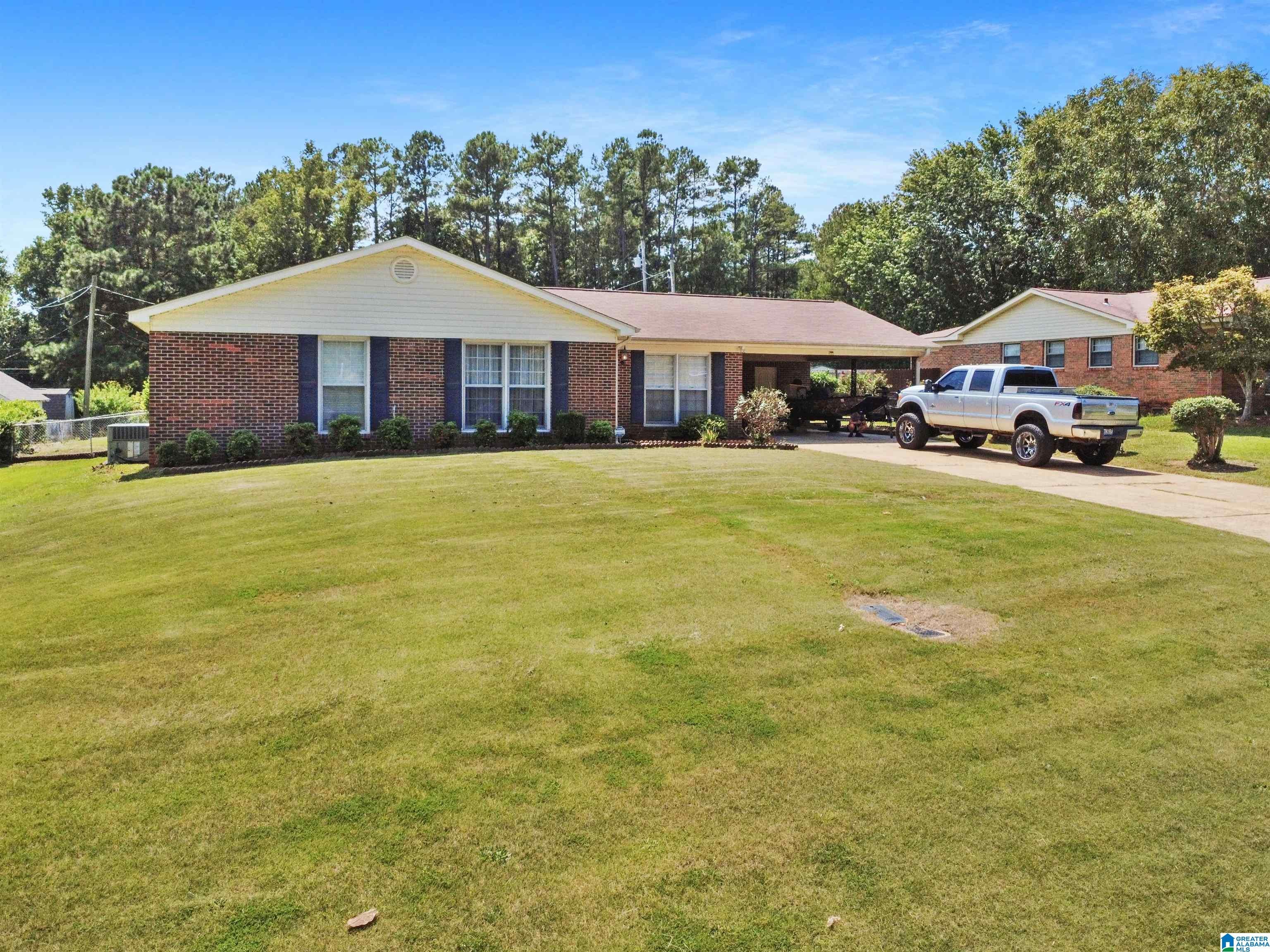 1005 Magnolia Drive — photo