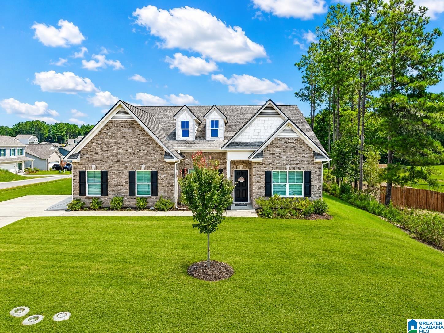 680 Ridgefield Drive — photo