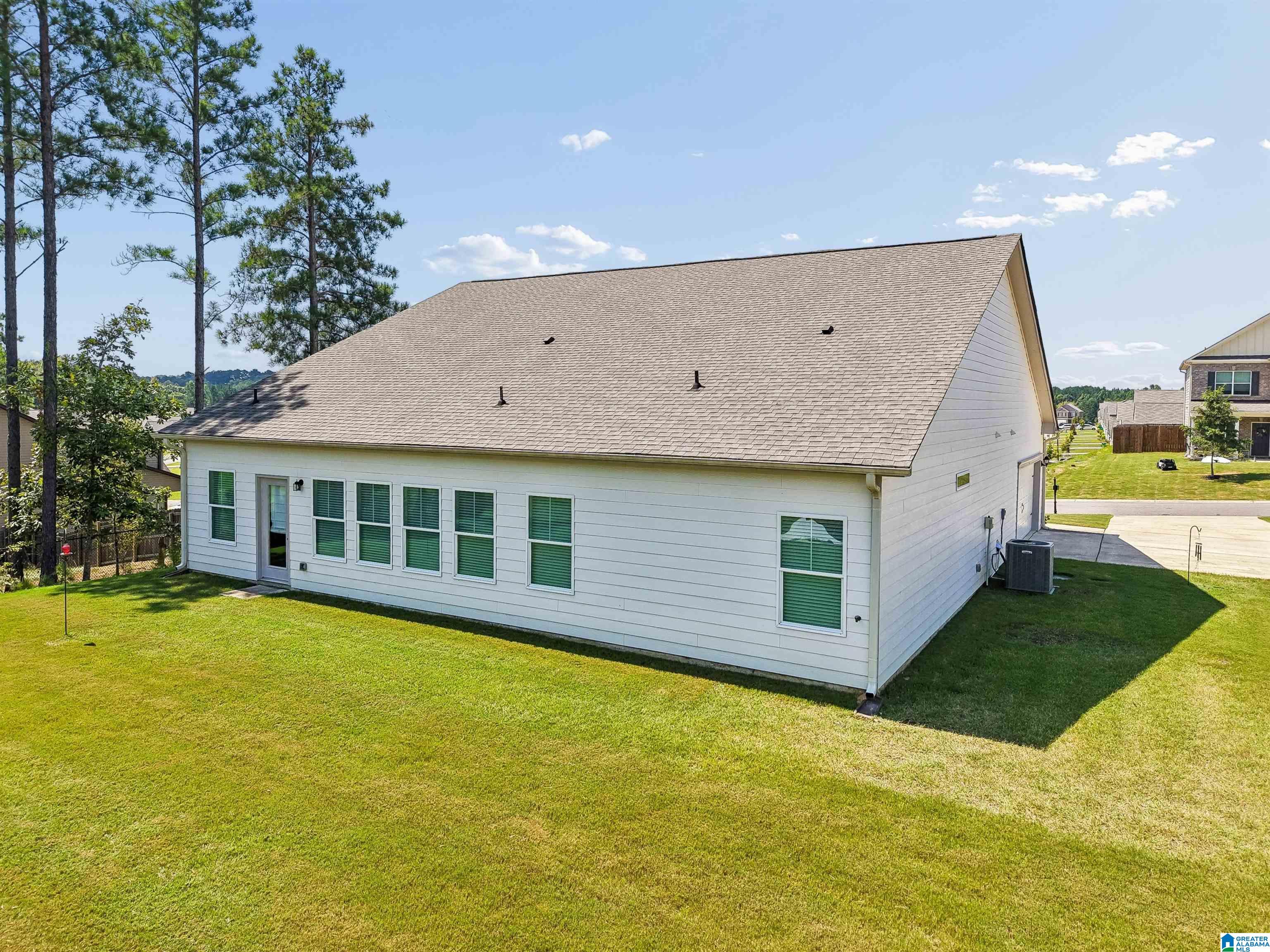 680 Ridgefield Drive, Odenville, AL 35120 — photo 3