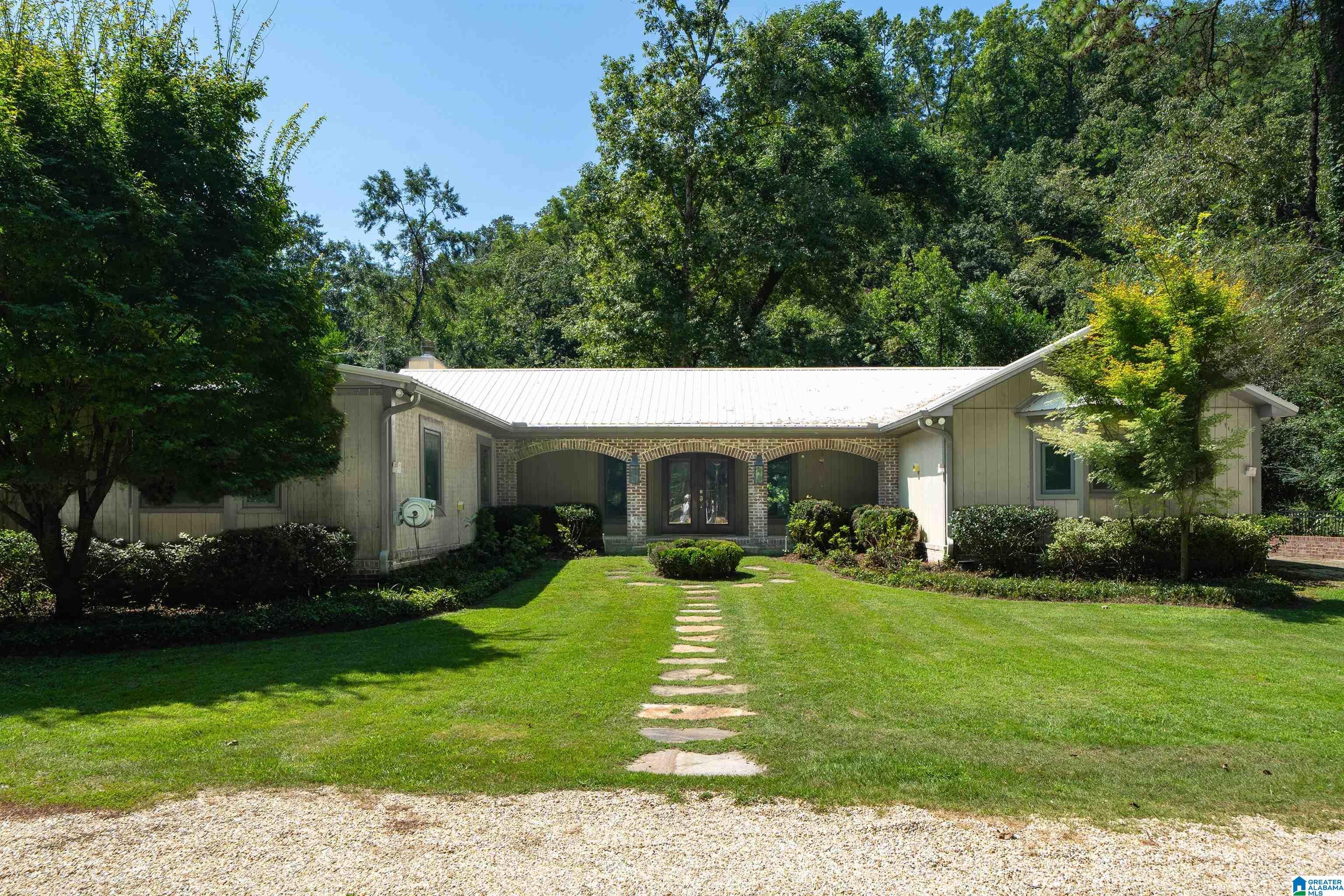 5923 Riverview Drive — photo