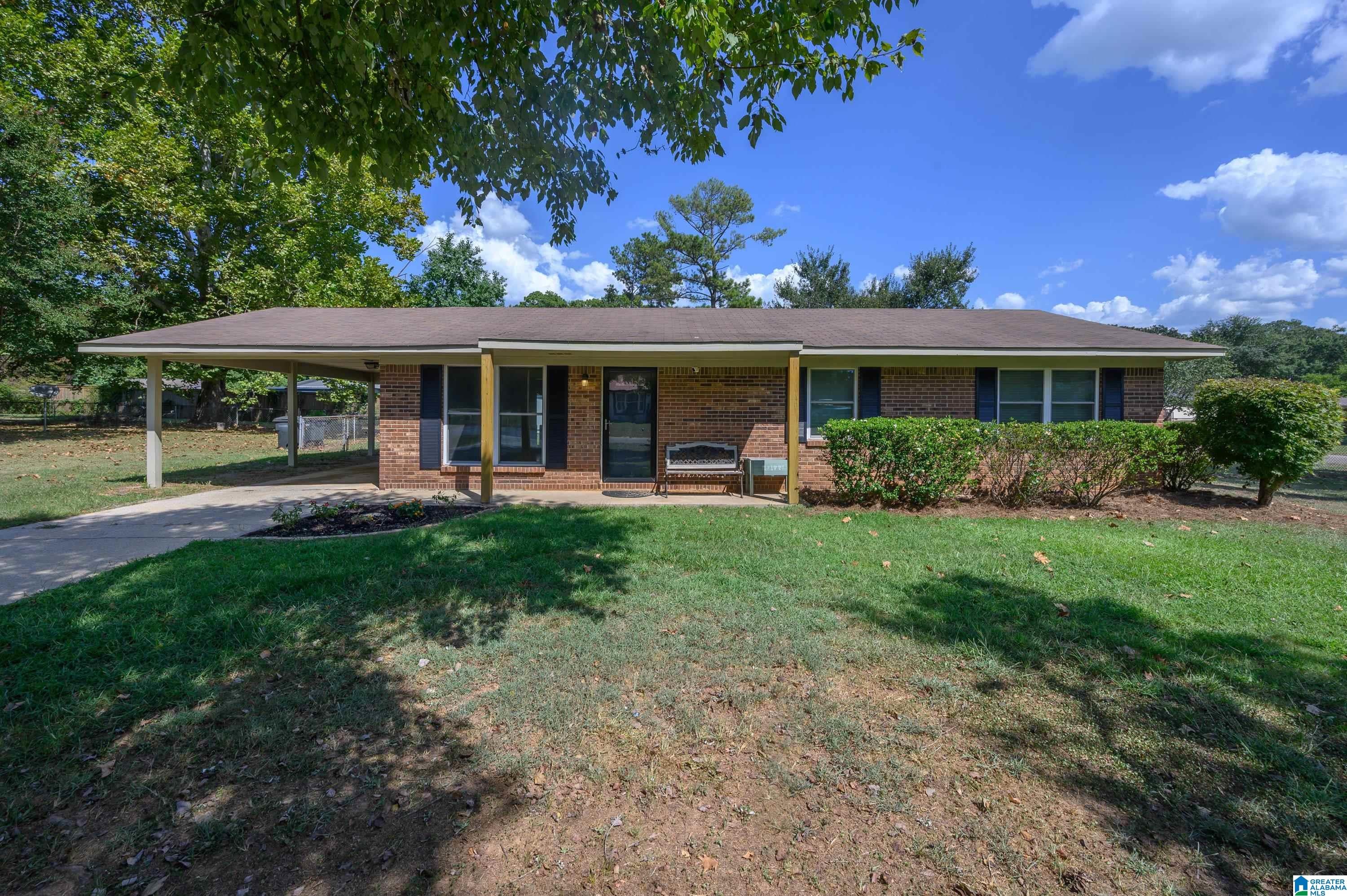 101 Meadowgreen Lane — photo