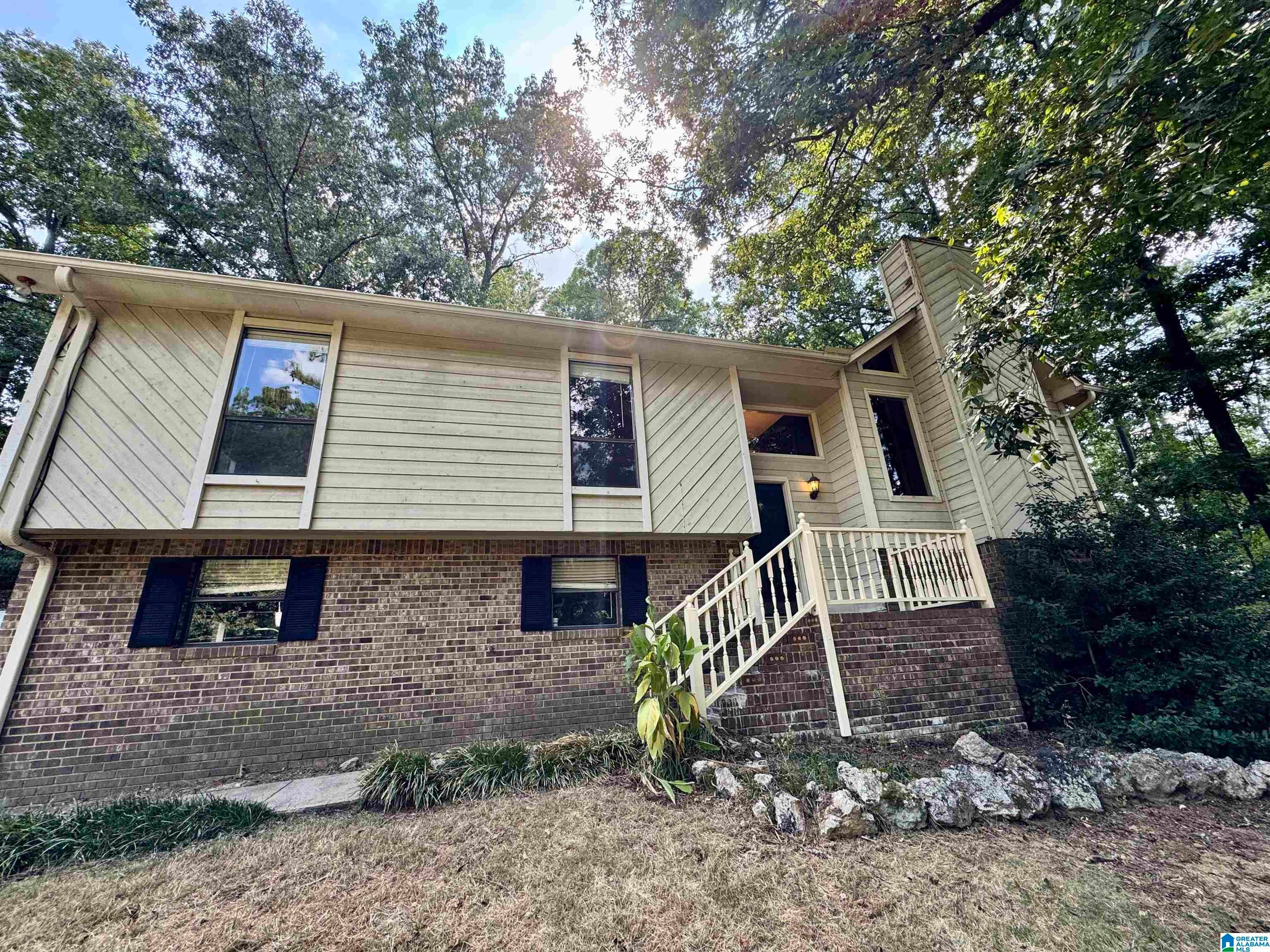224 Redwood Drive — photo