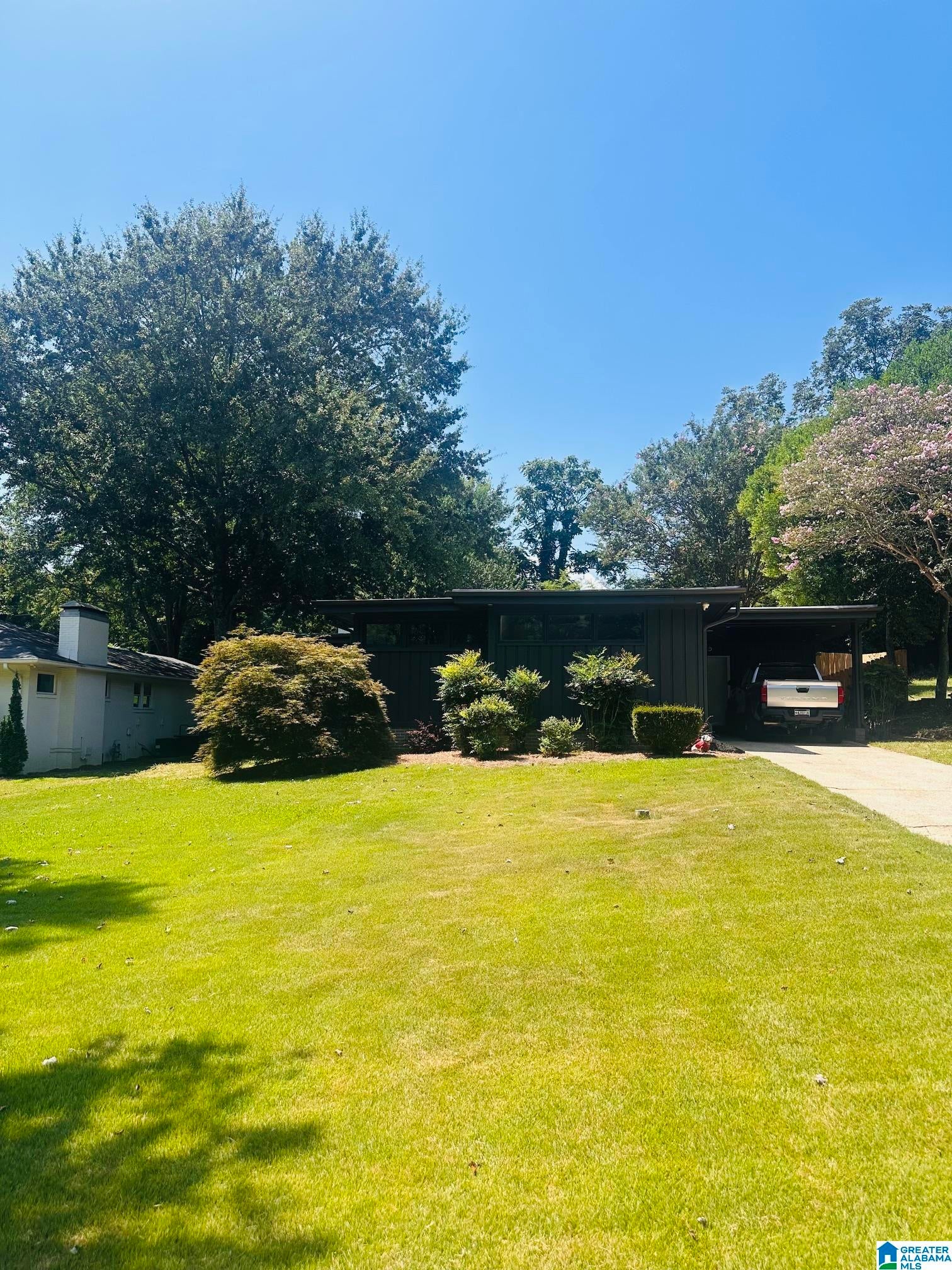 1424 Chester Street — photo