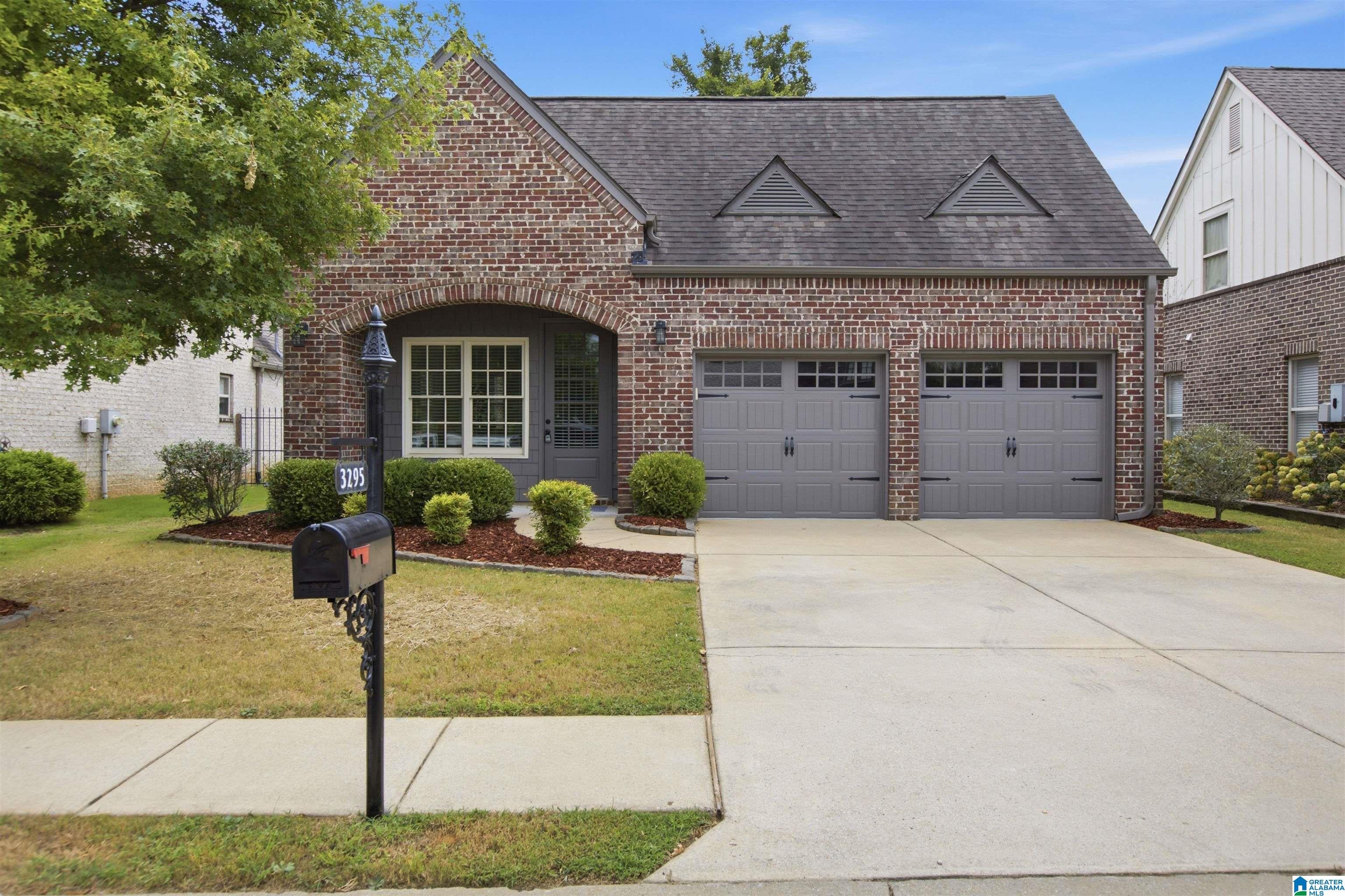 3295 Chase Court — photo