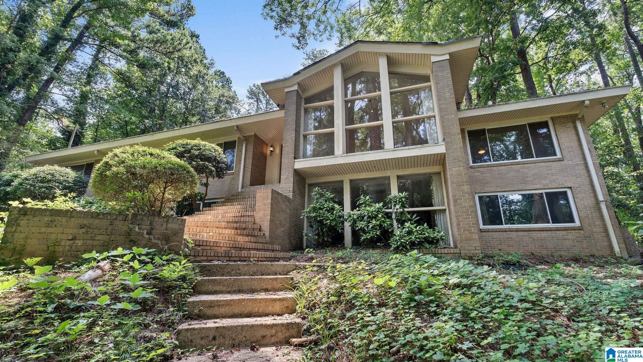 3515 Woodland Hills Drive — photo