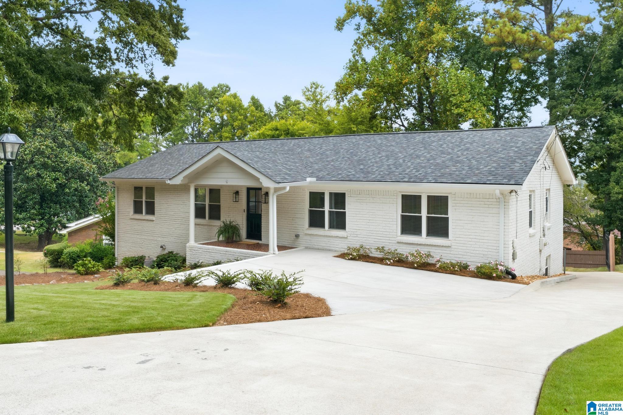 1604 Mountain Gap Circle — photo