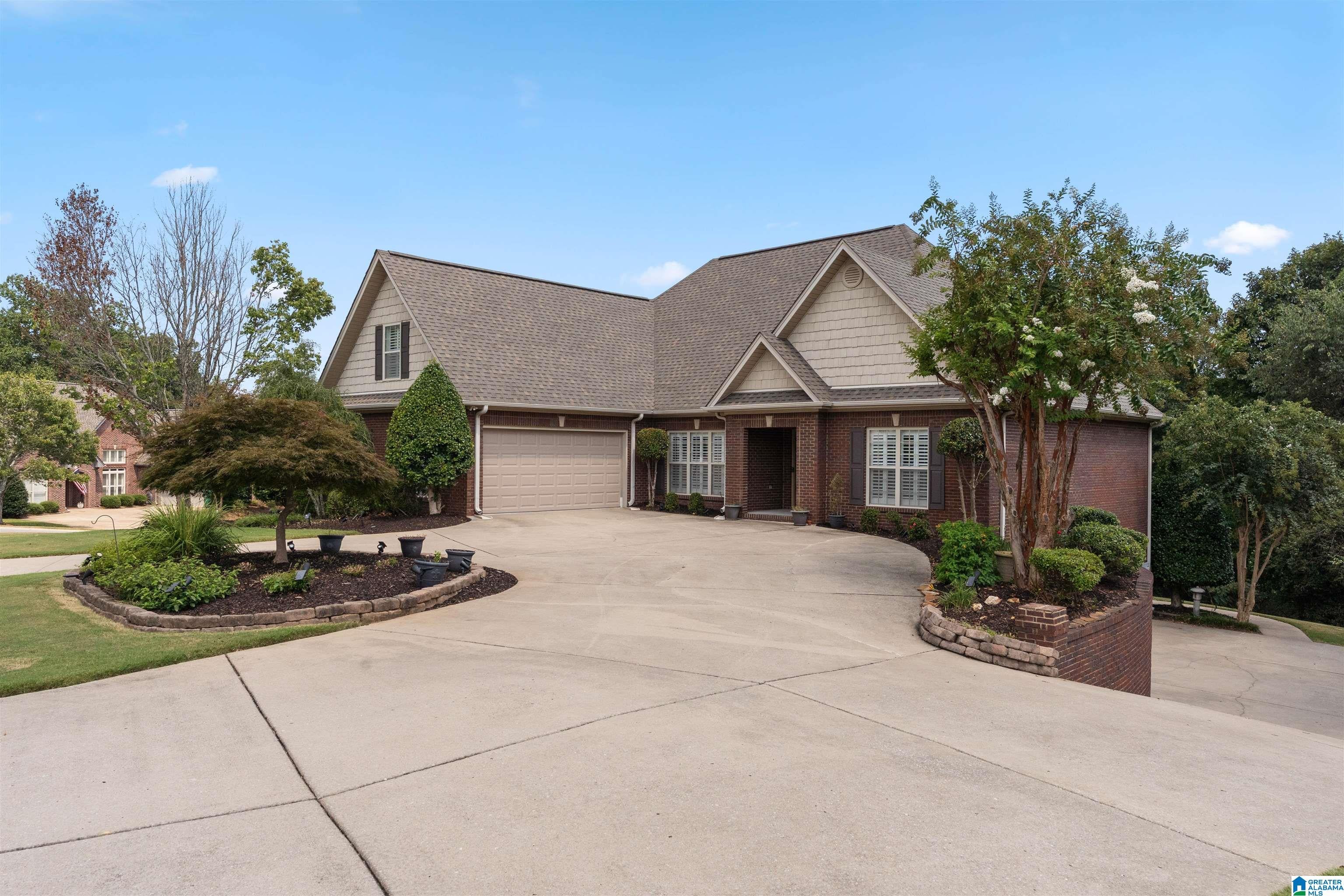 4949 Zoba Circle — photo