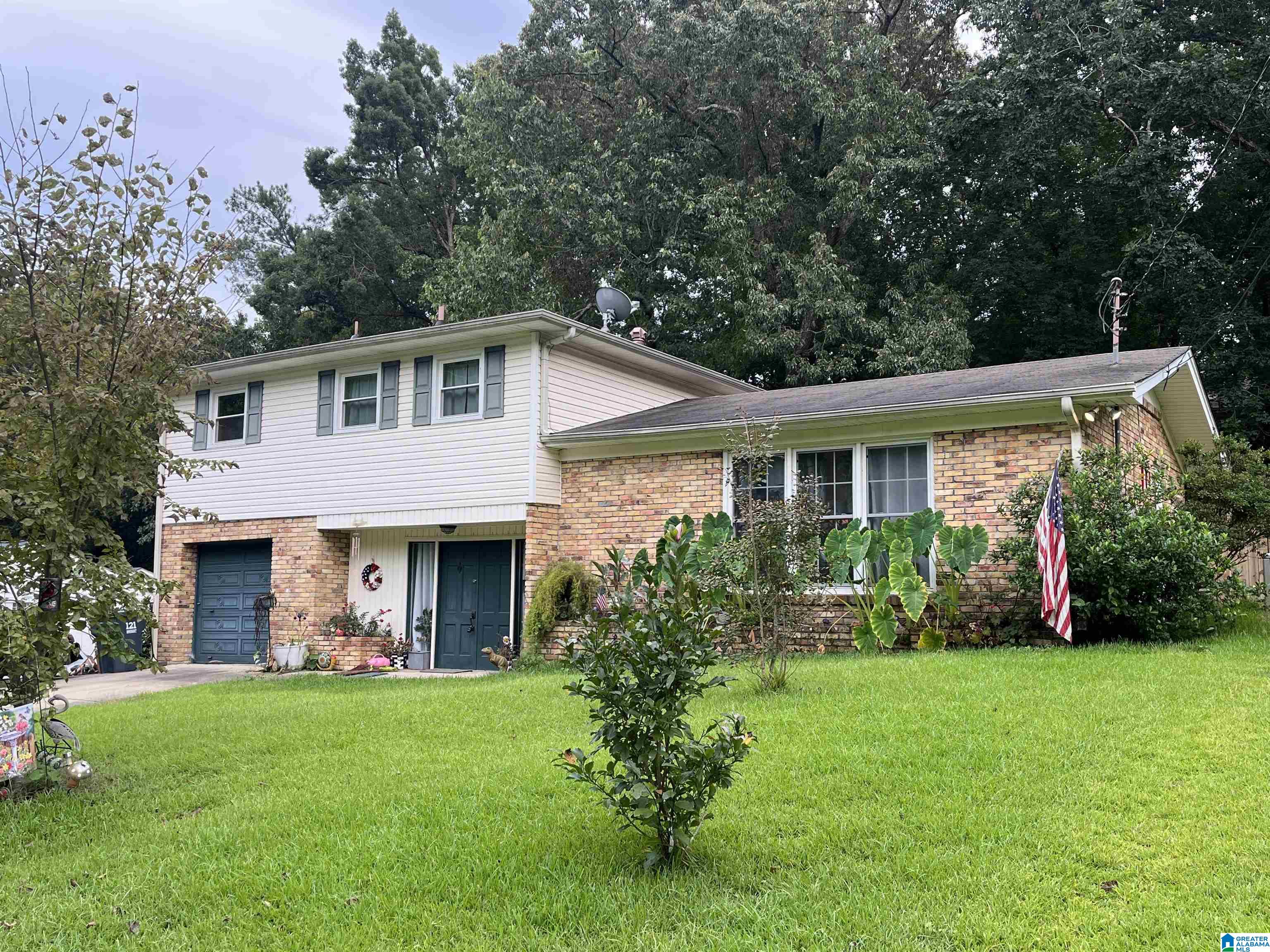 7125 Rowan Road — photo