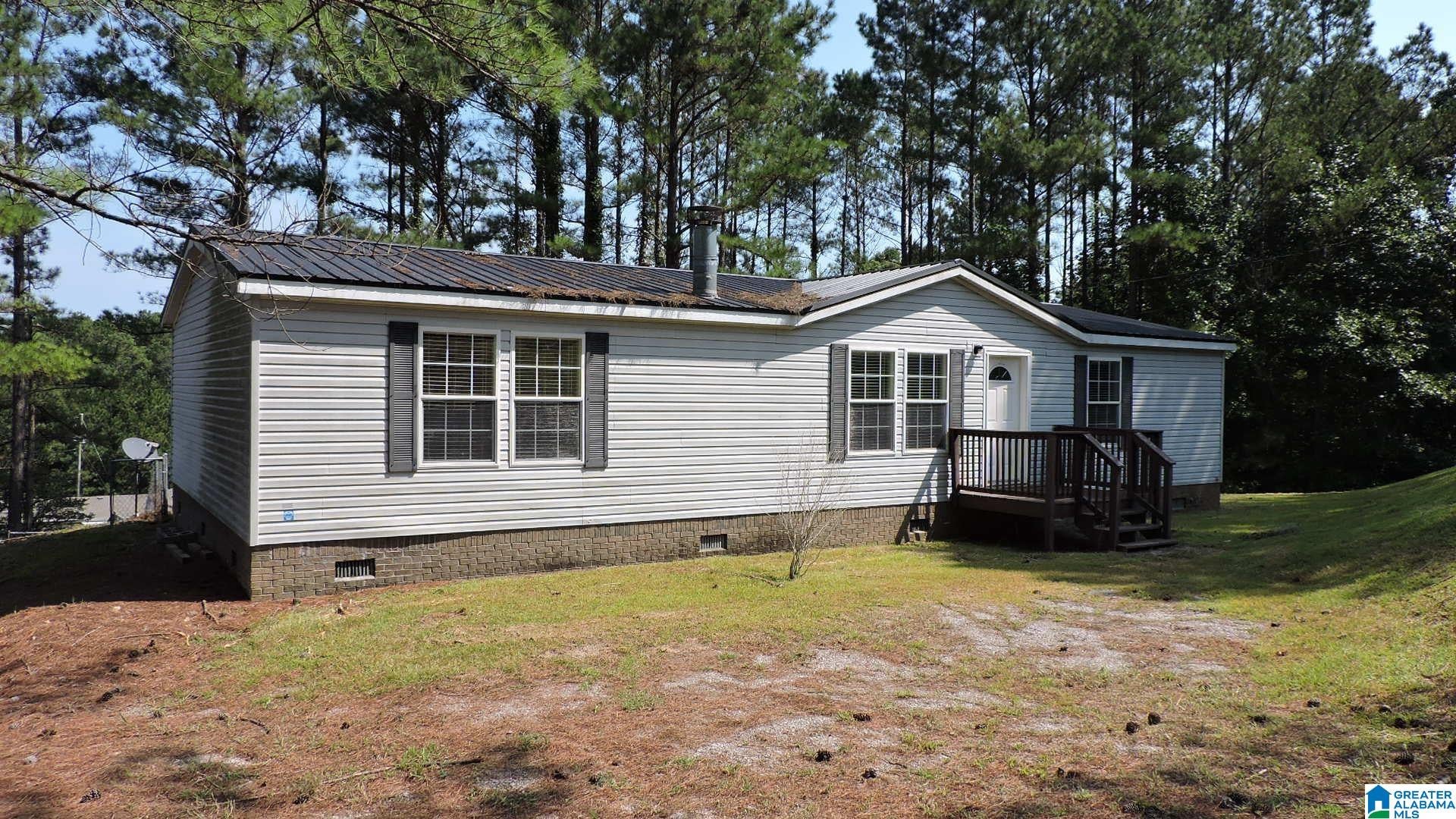 105 Brookwood Court — photo