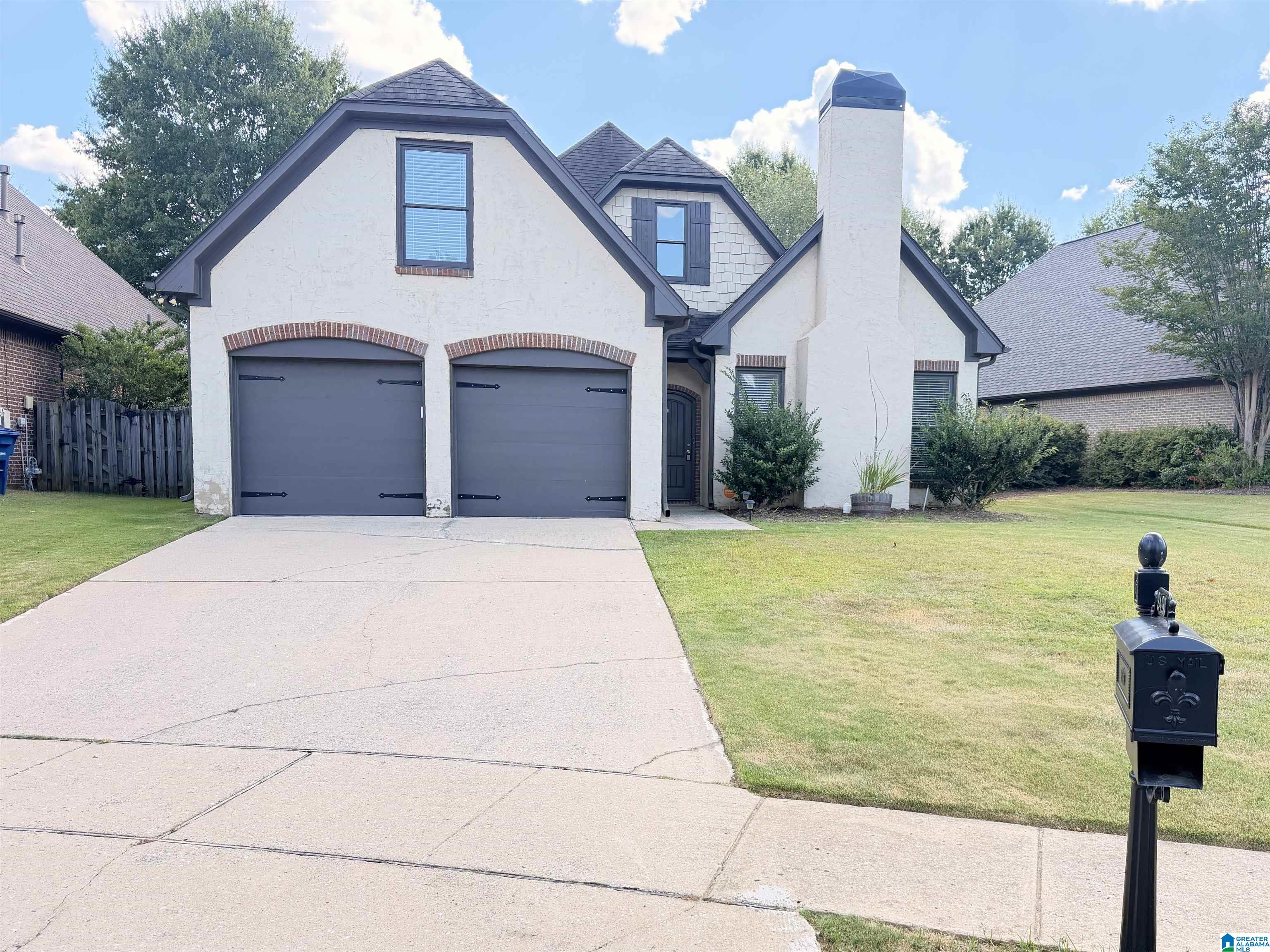 2420 Abbeyglen Place — photo