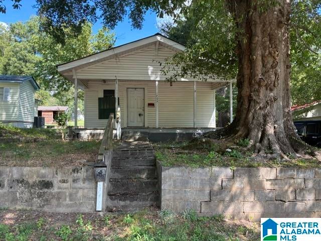 705 Pine Street — photo