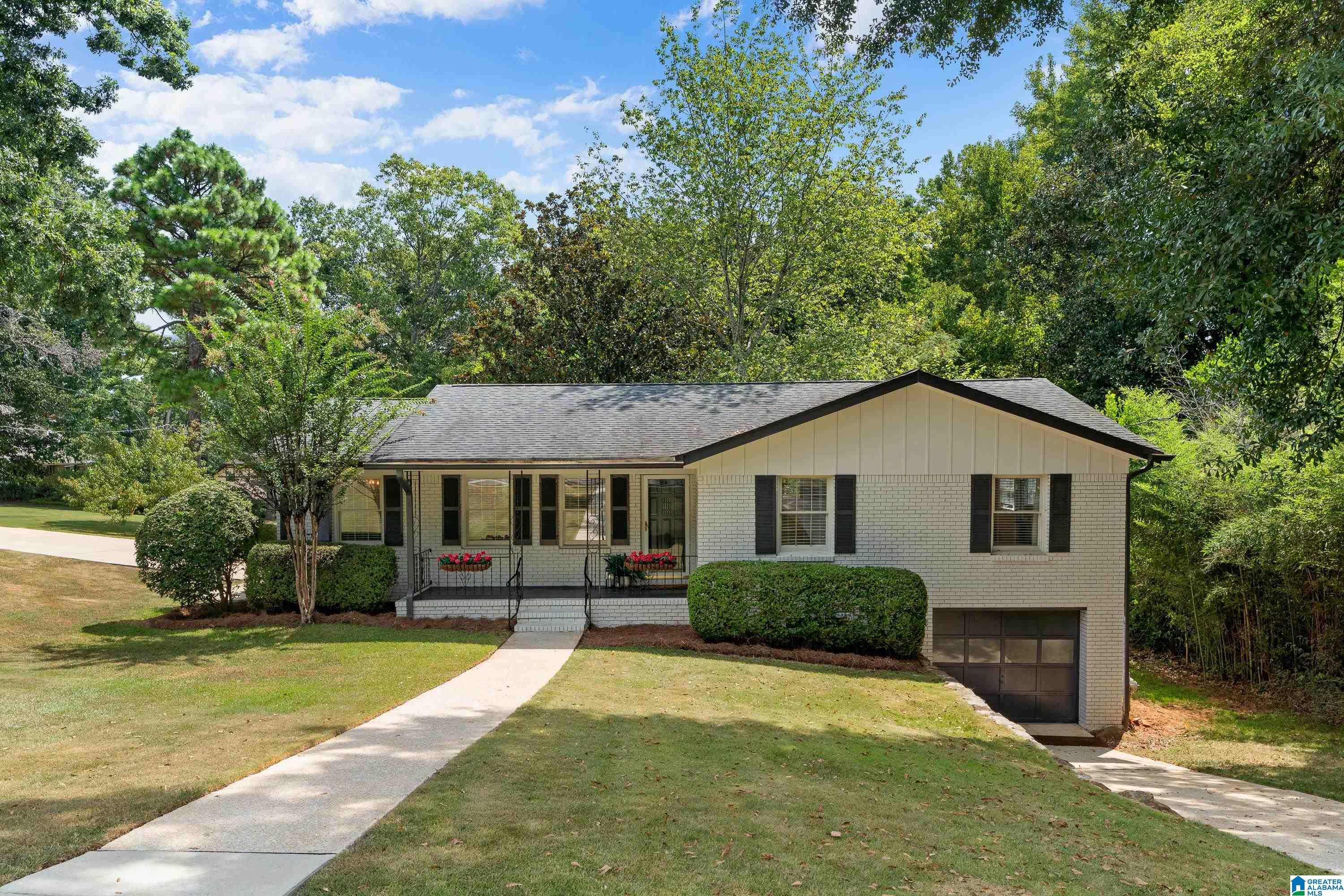 2369 Hackberry Lane — photo