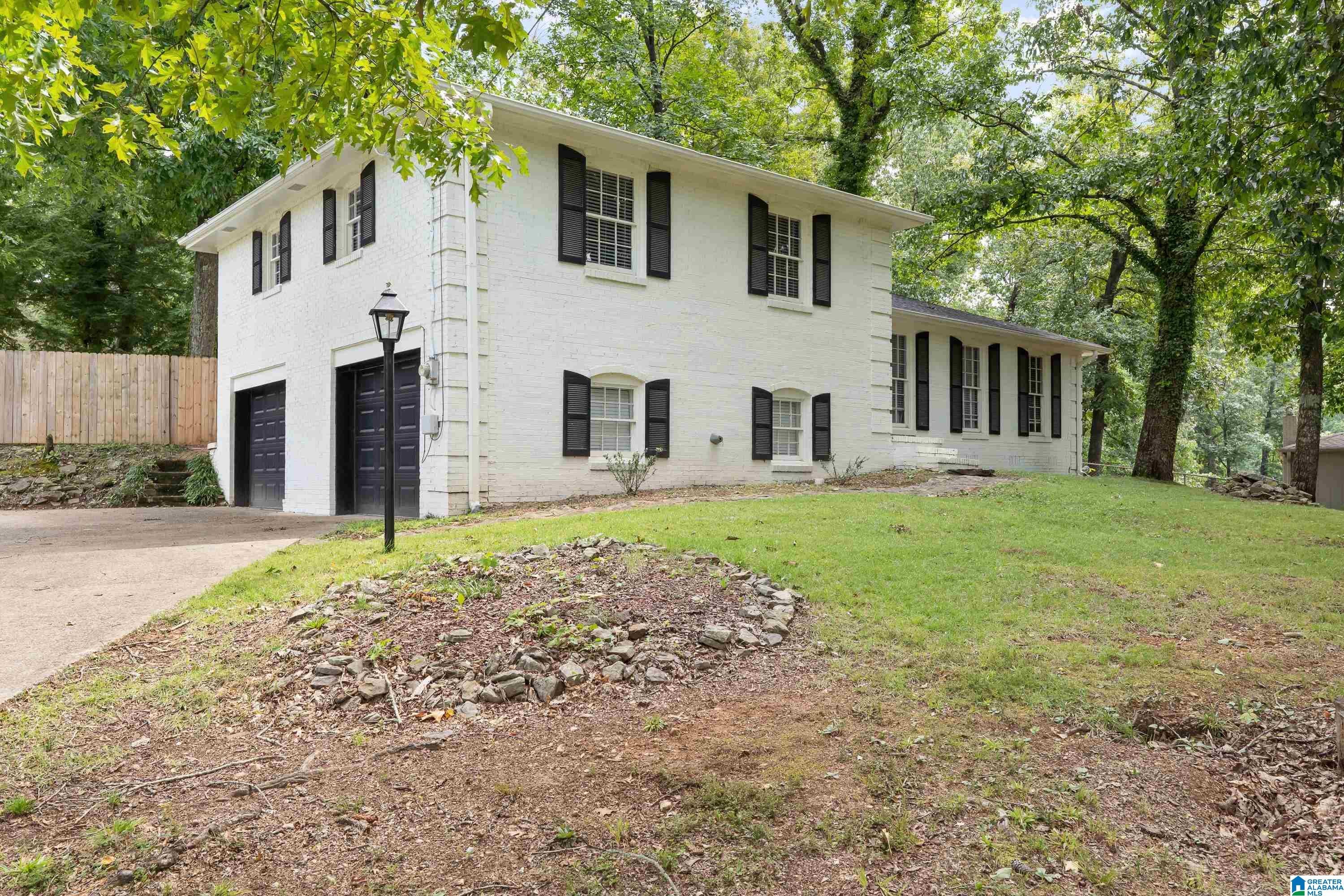 1345 Winola Lane — photo
