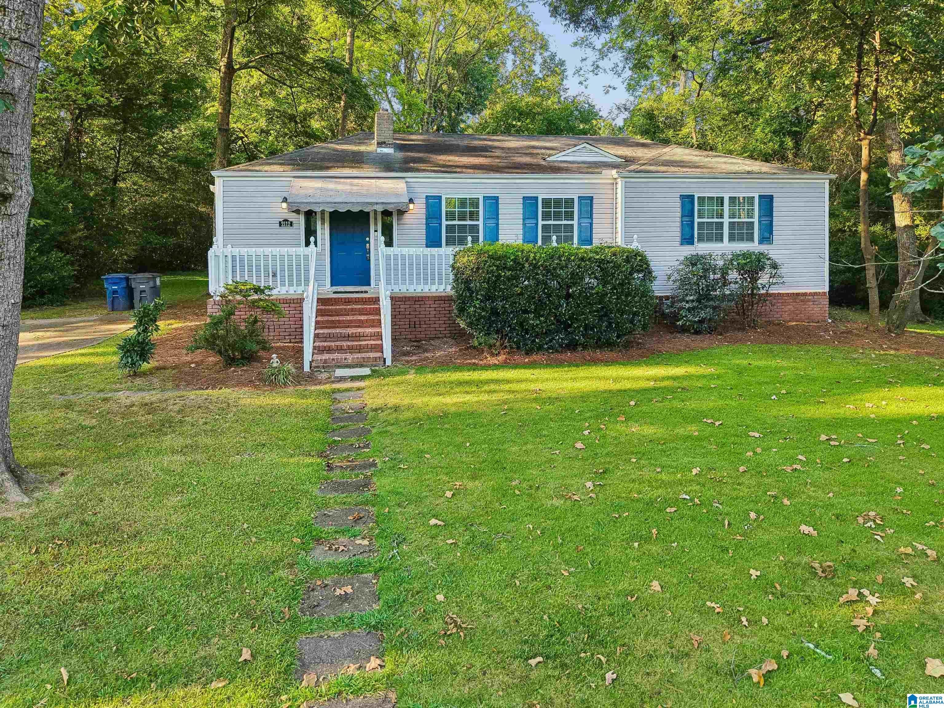 2112 Larkwood Drive — photo