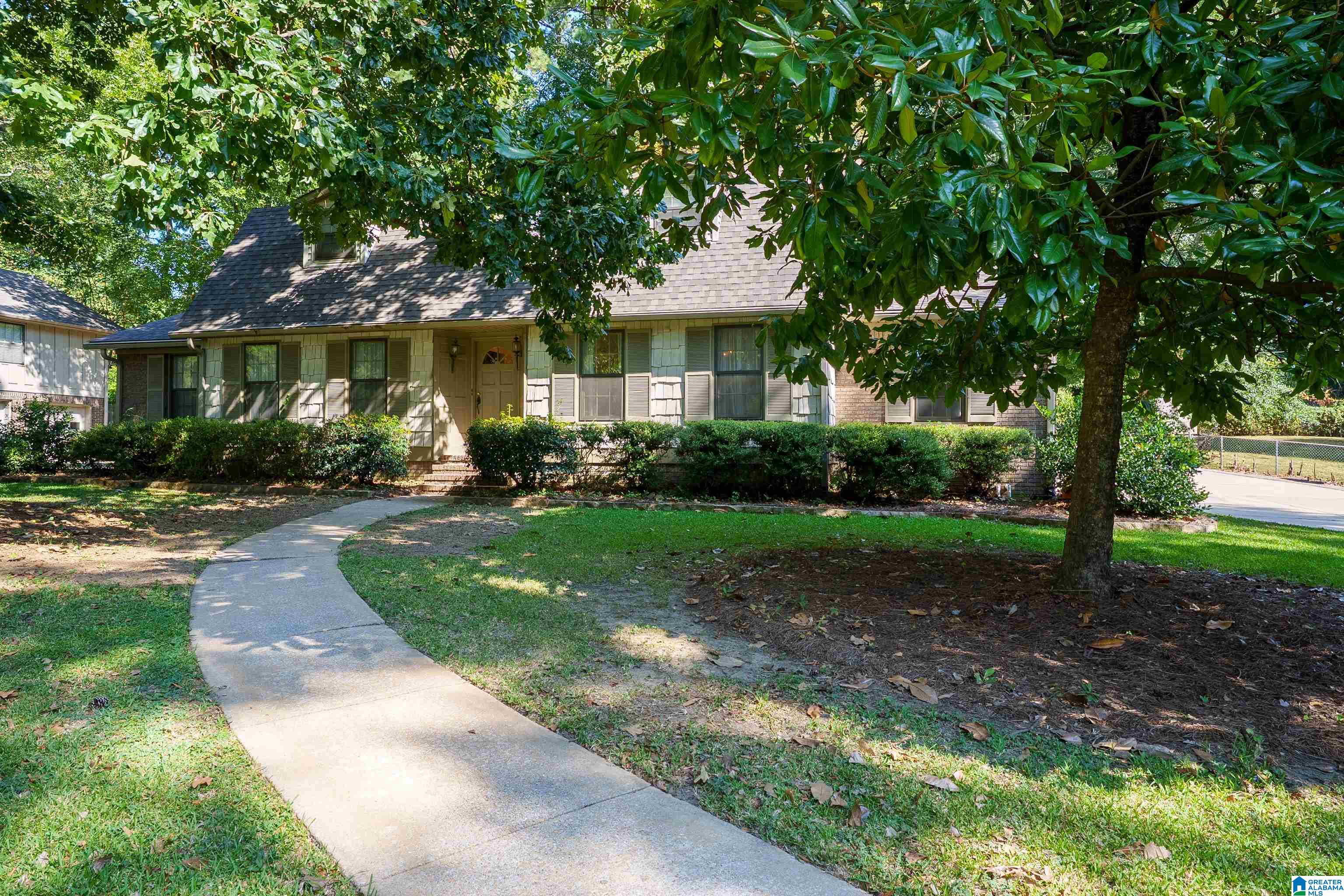 2901 Wisteria Drive — photo