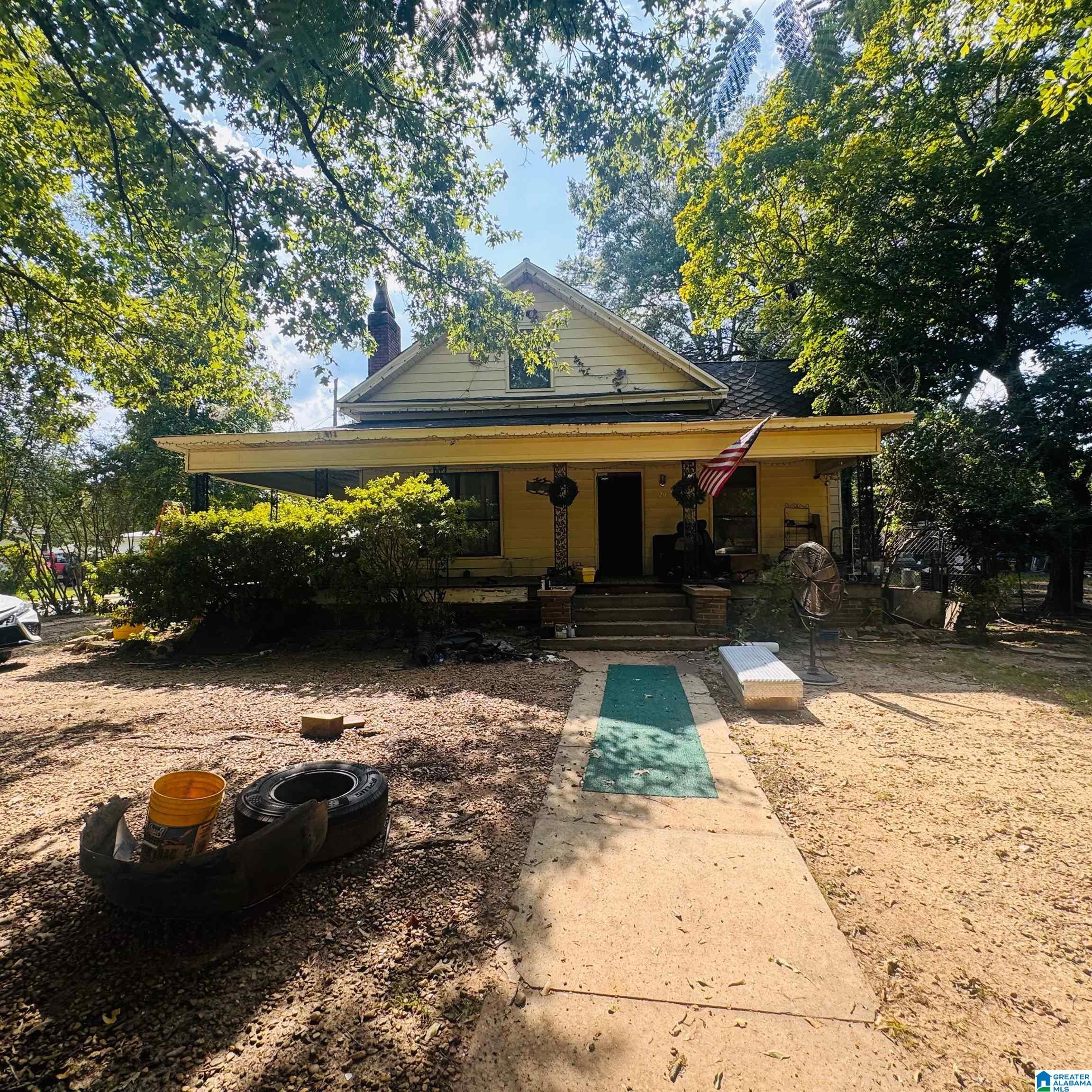 420 Temple Avenue S — photo