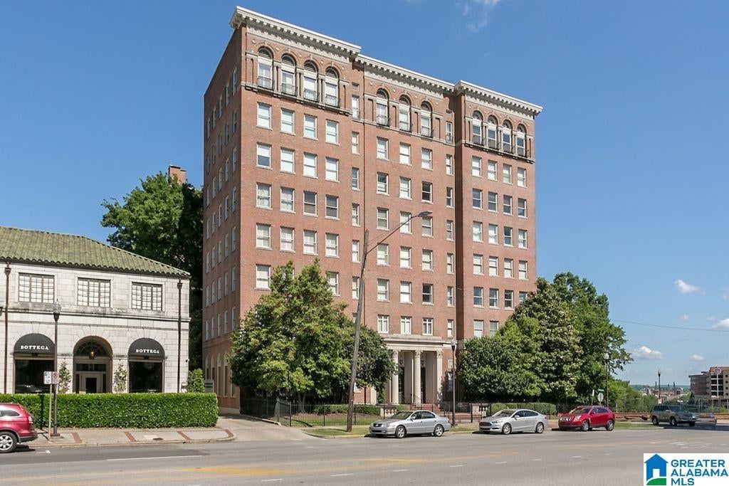 2250 Highland Avenue 26 — photo