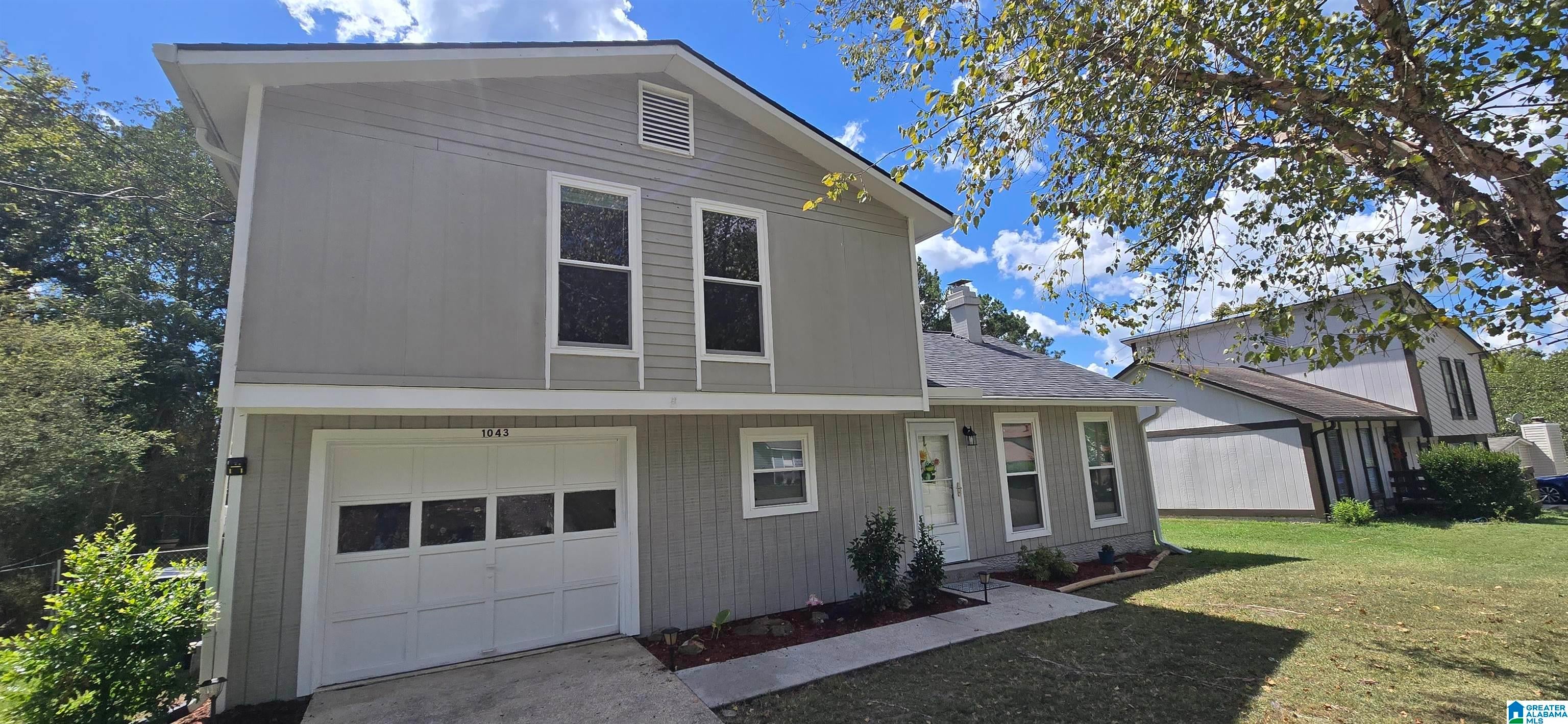 1043 Brian Drive — photo