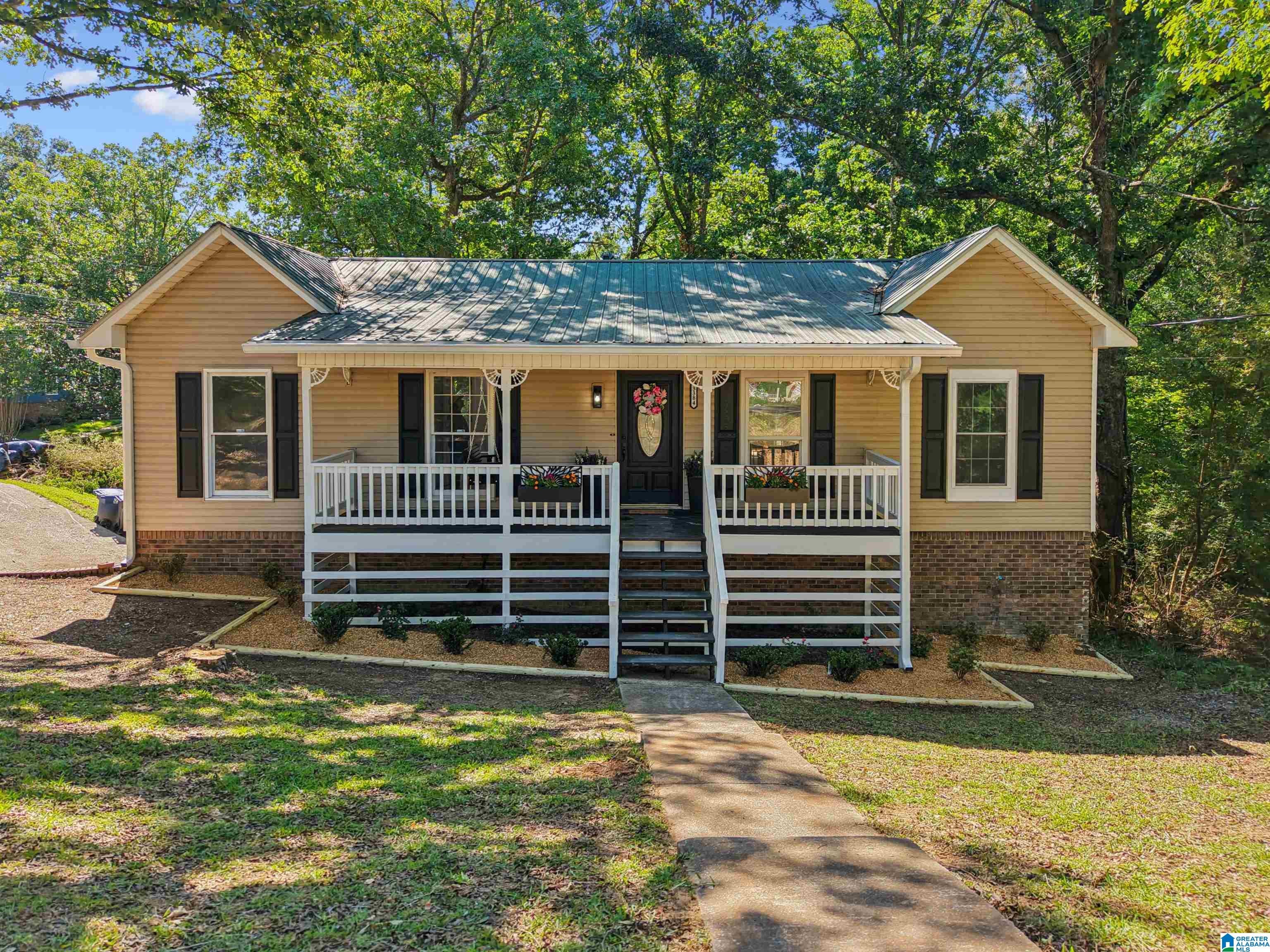 3384 Cedarbrook Circle — photo