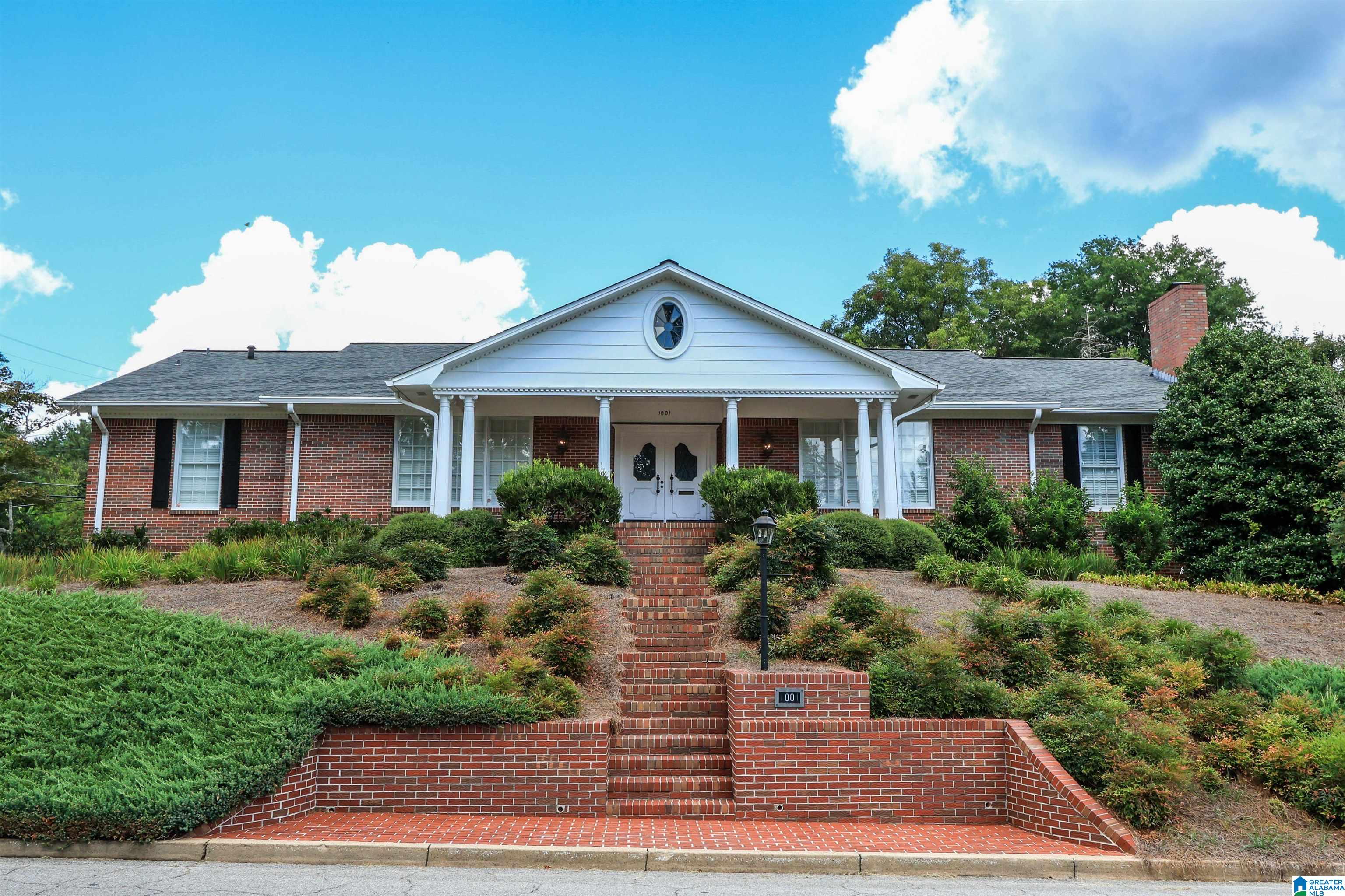 1001 Glenwood Terrace — photo