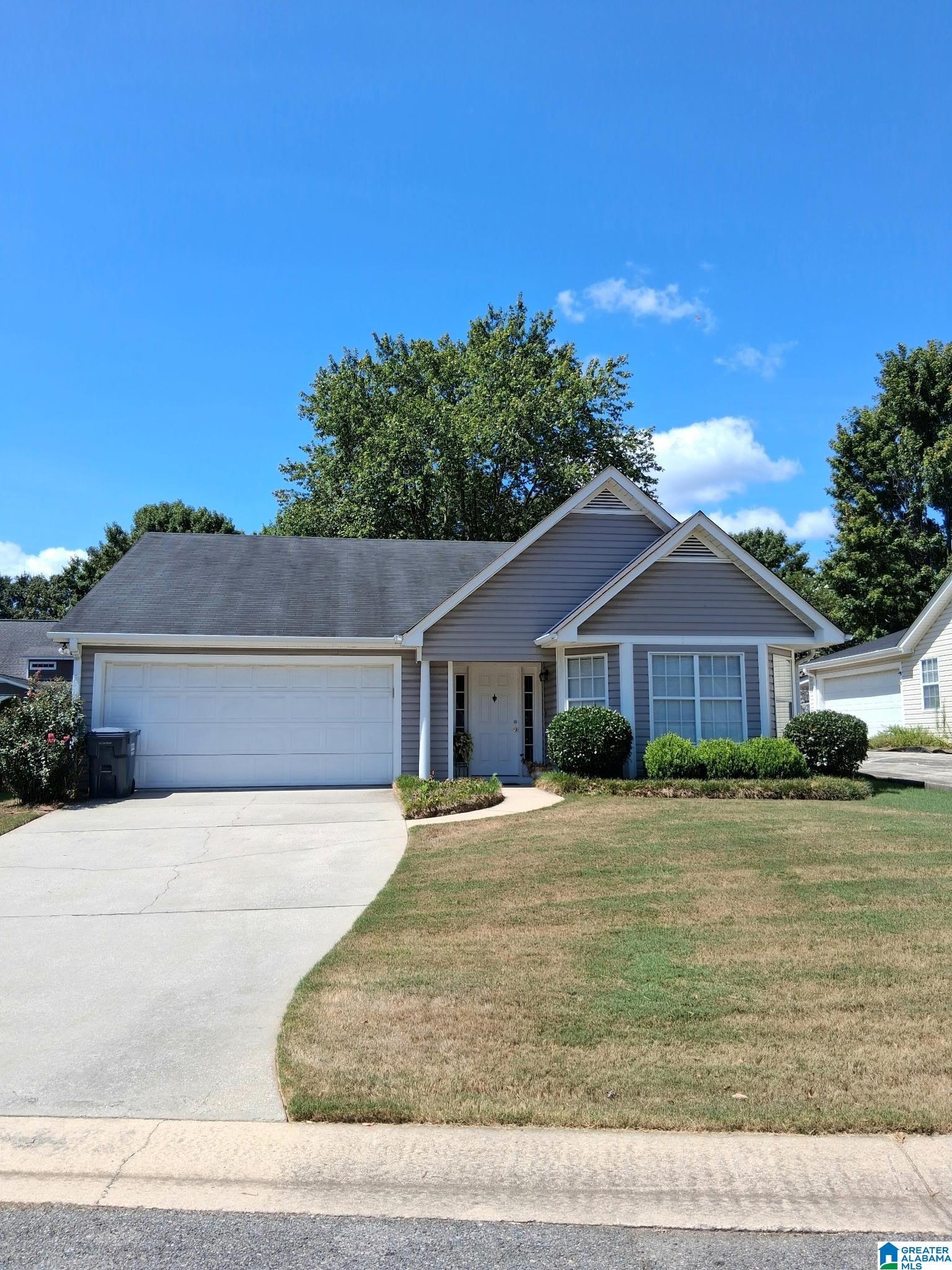 1540 Oliver Road — photo