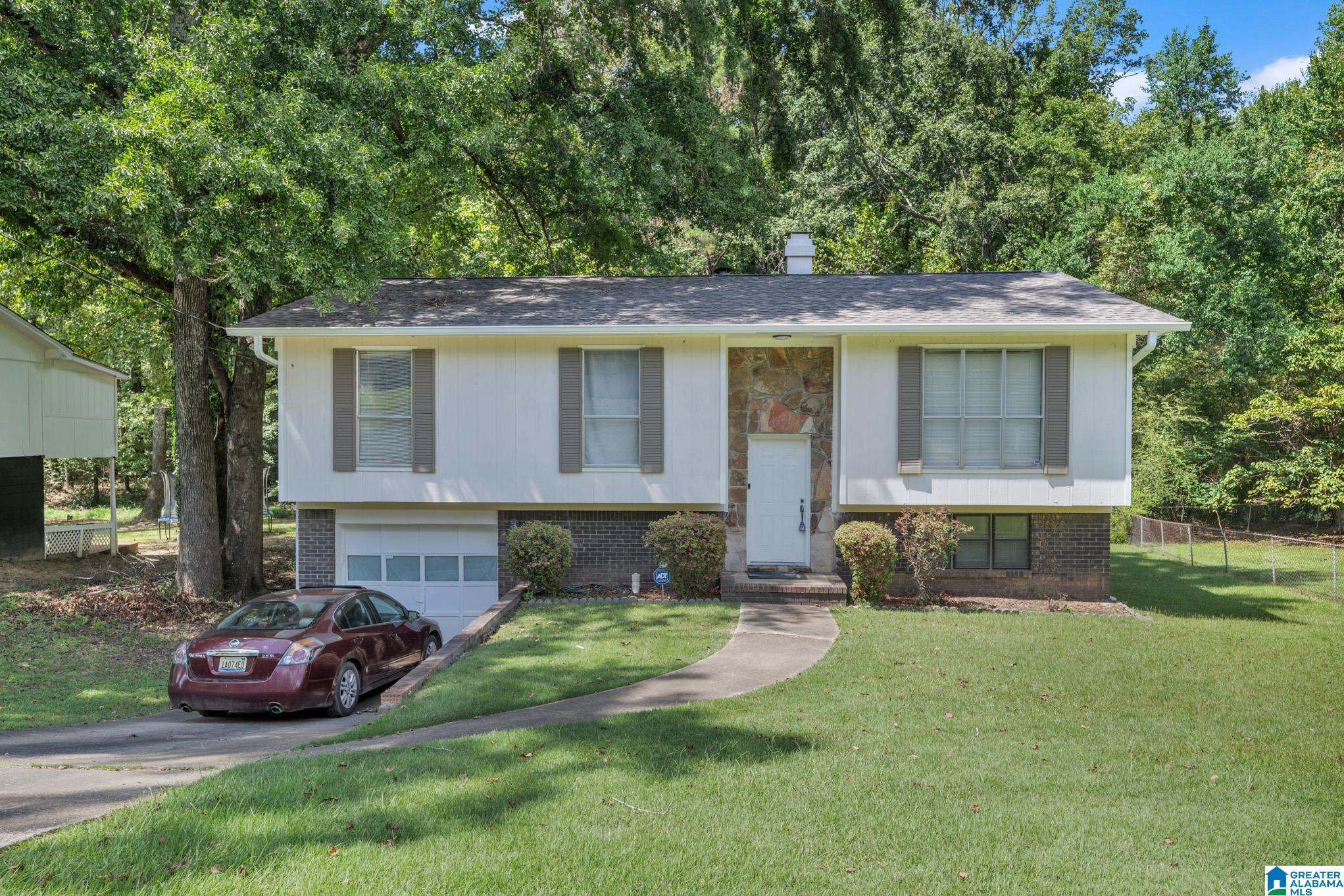 624 Basswood Drive — photo
