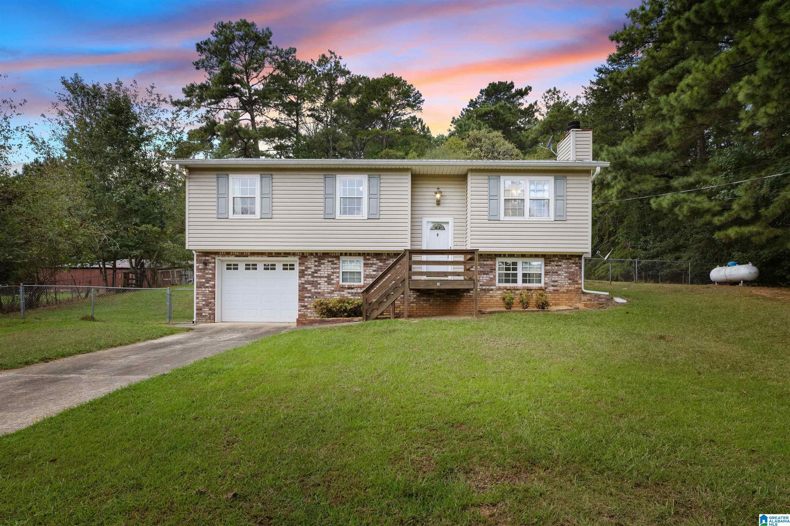 81 Honeycutt Road — photo