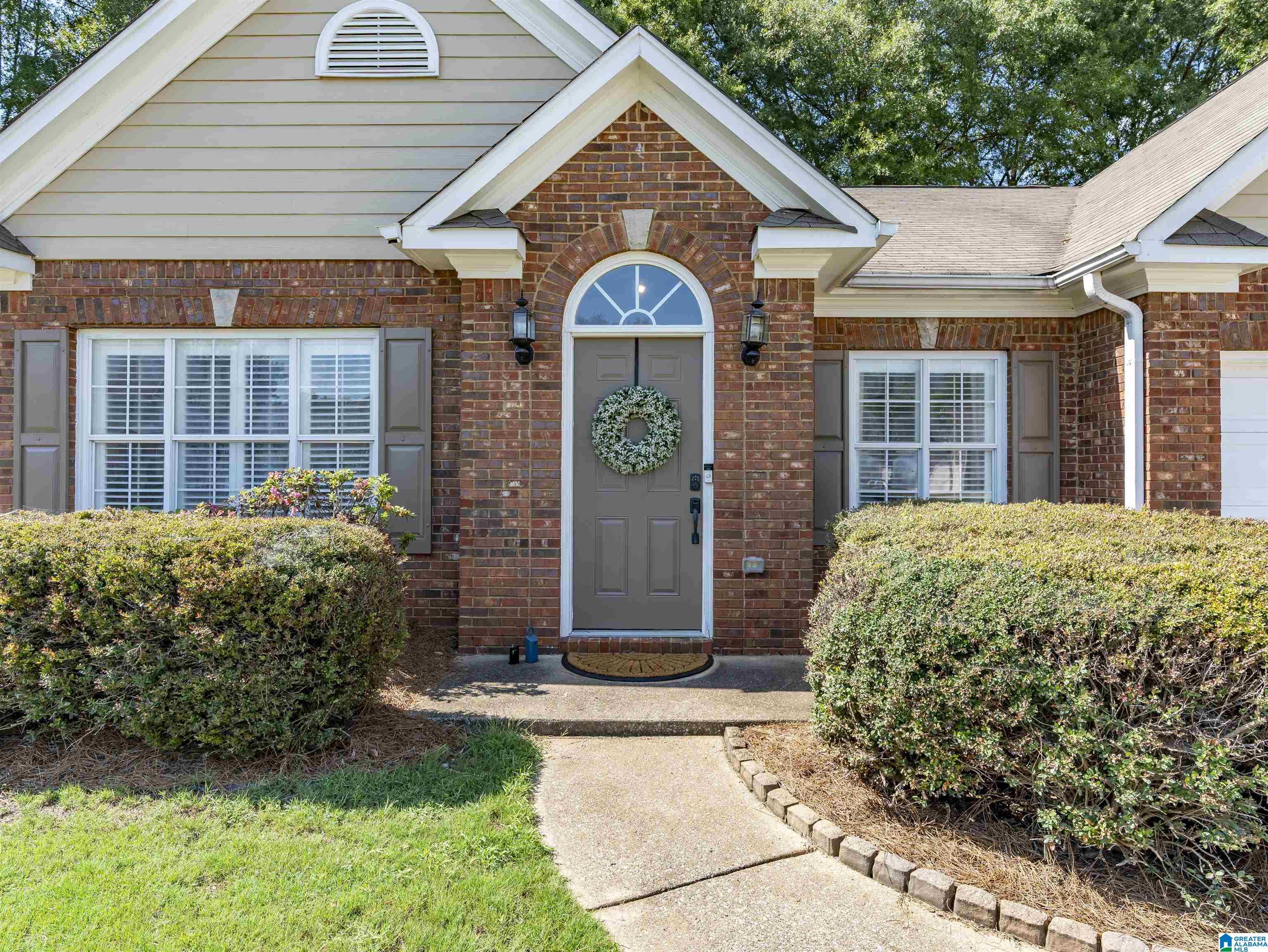 219 Calumet Drive — photo