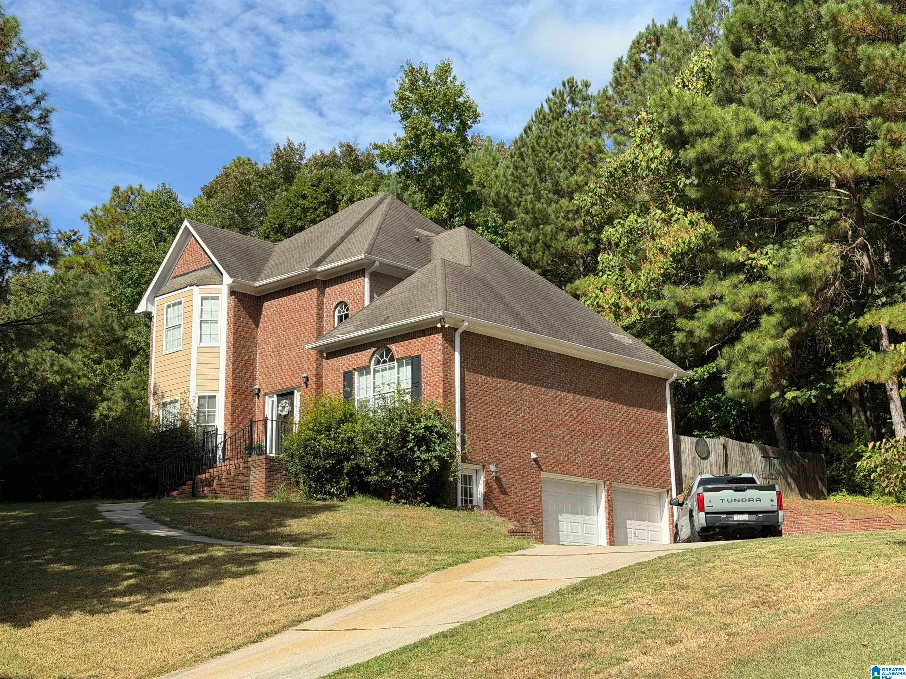 206 Woodbury Drive — photo